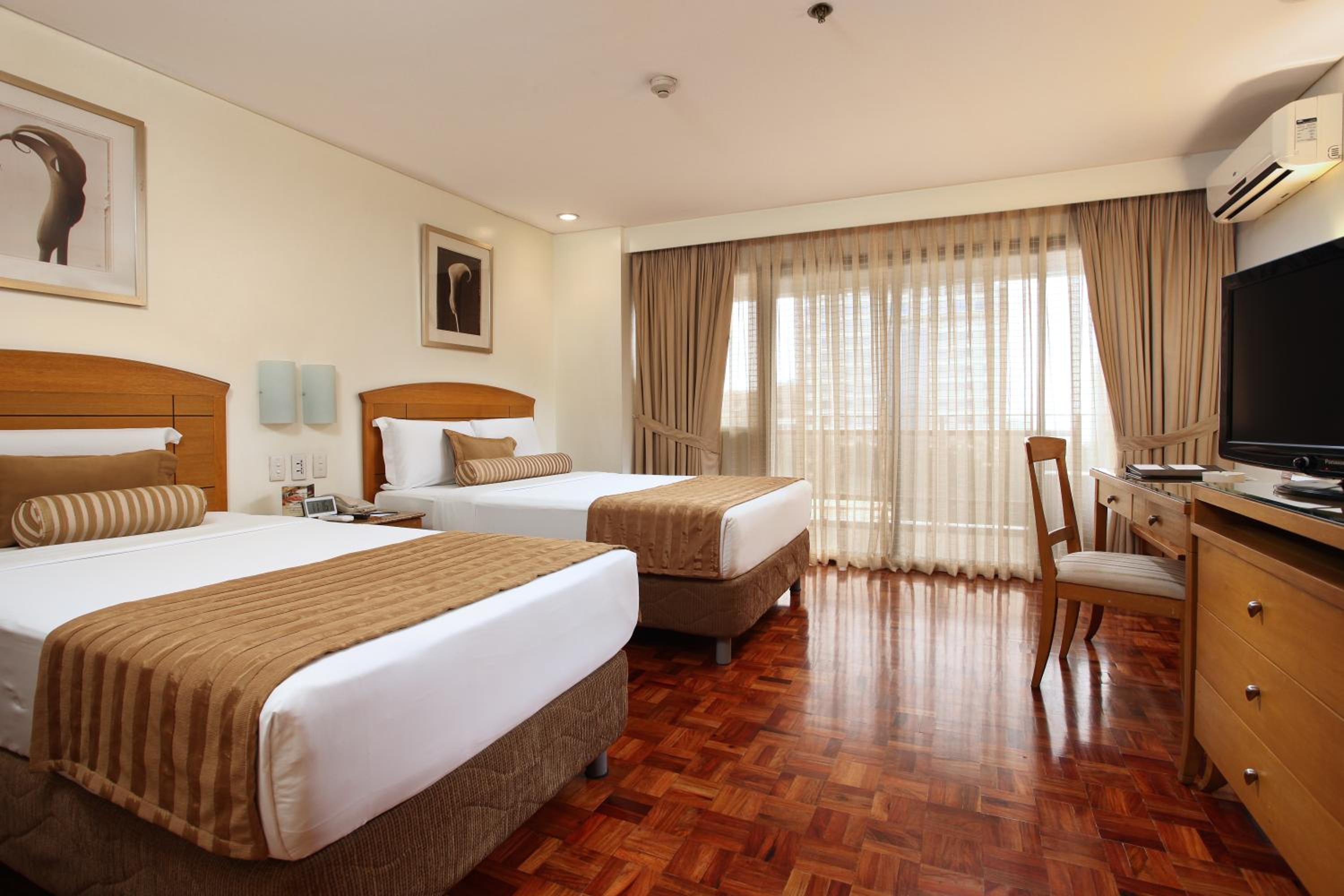 Family Junior Suite - Photo 1
