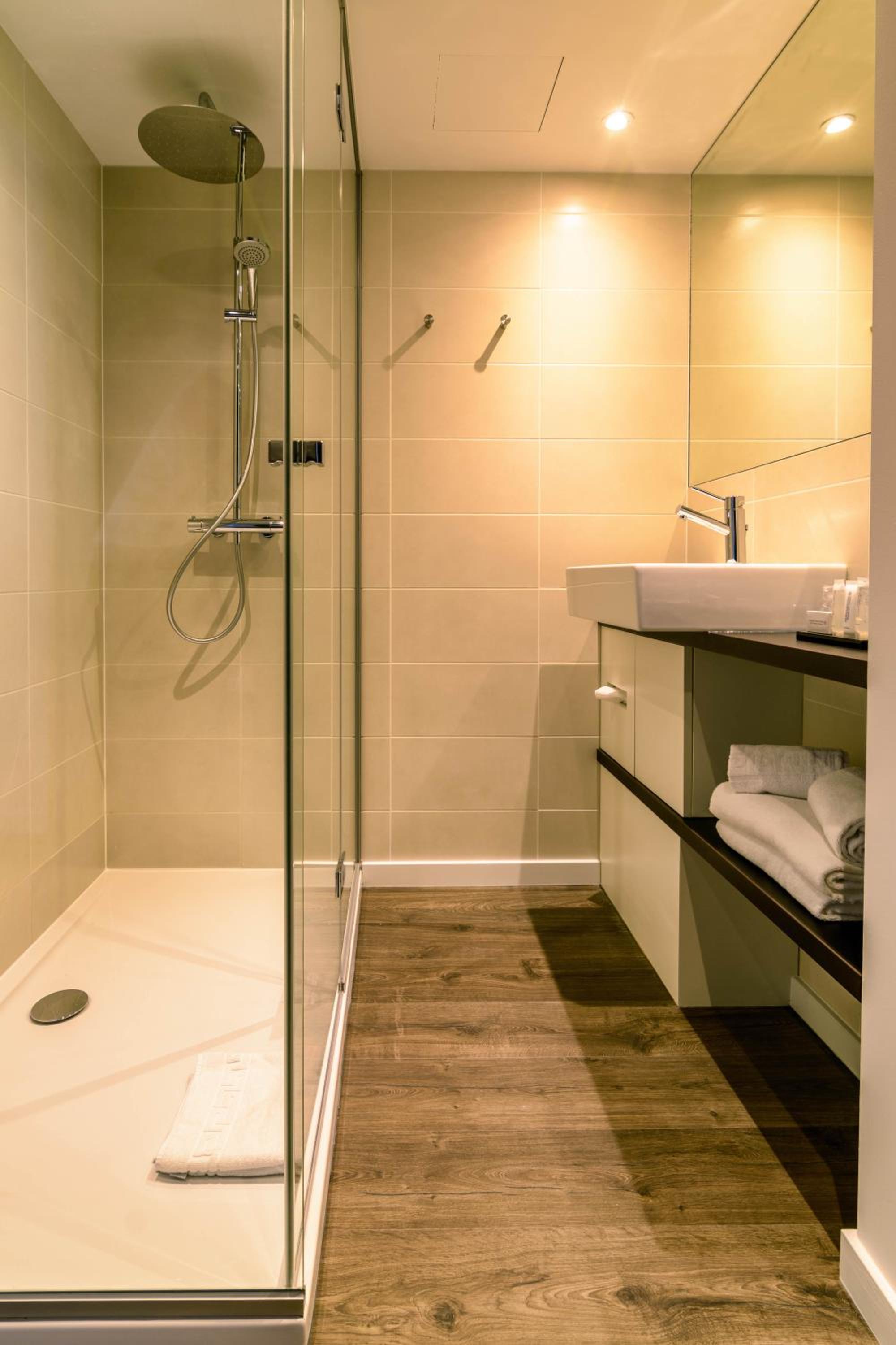 Superior Double or Twin Room - Photo 7