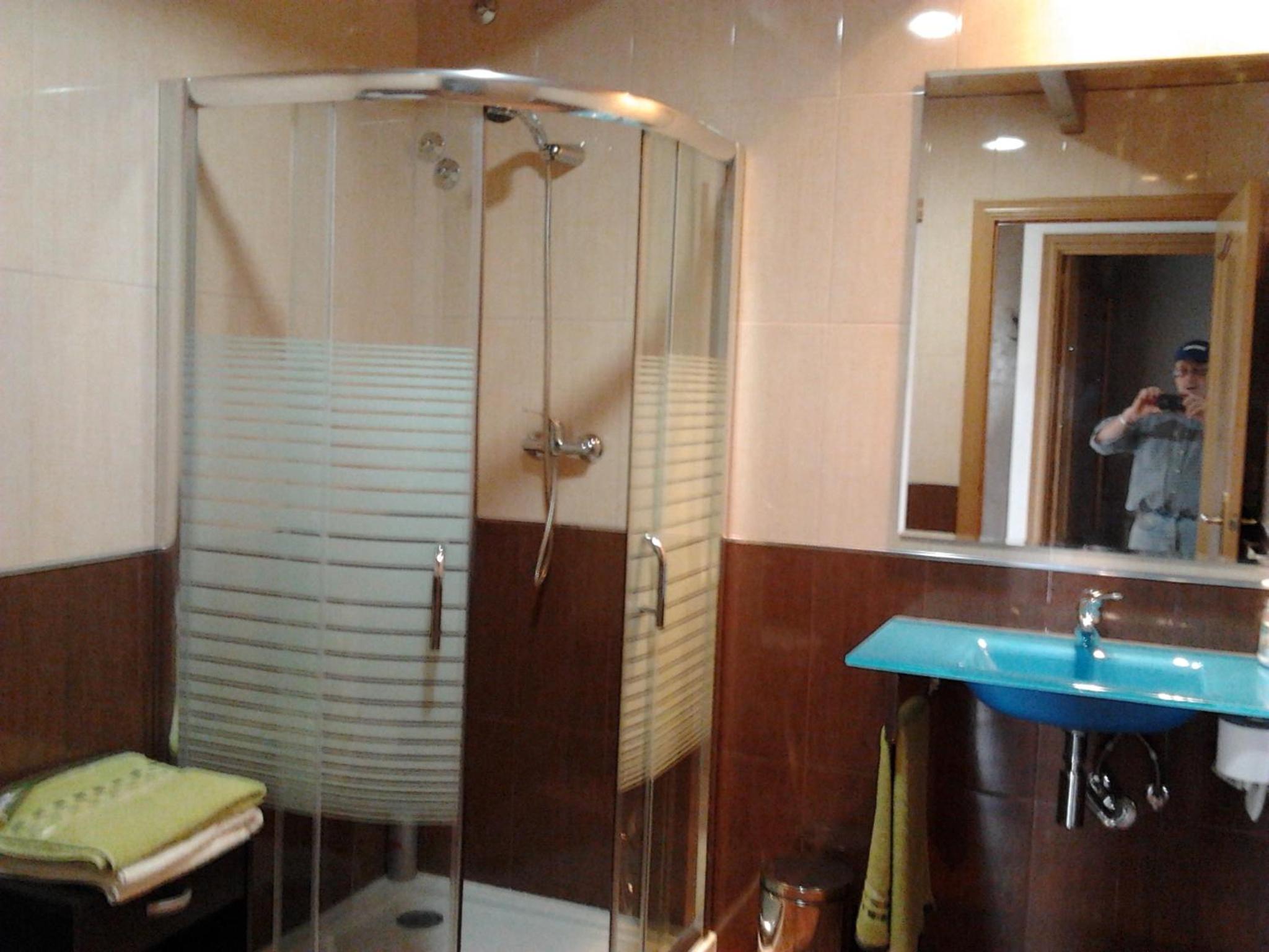 Three-Bedroom House - Photo 10