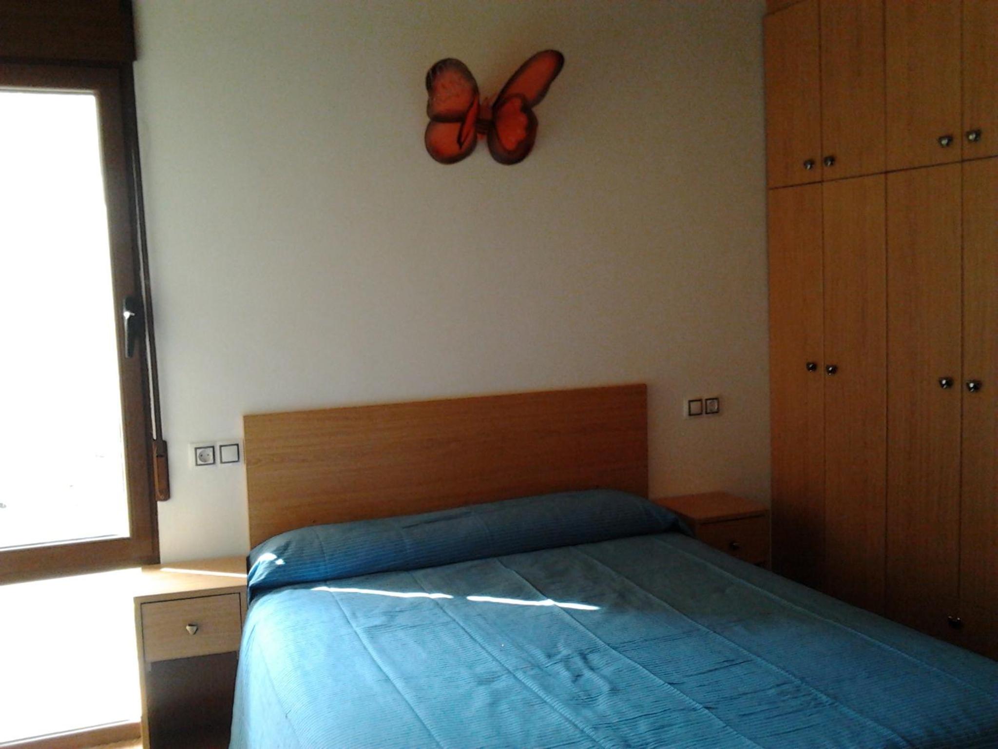 Three-Bedroom House - Photo 8