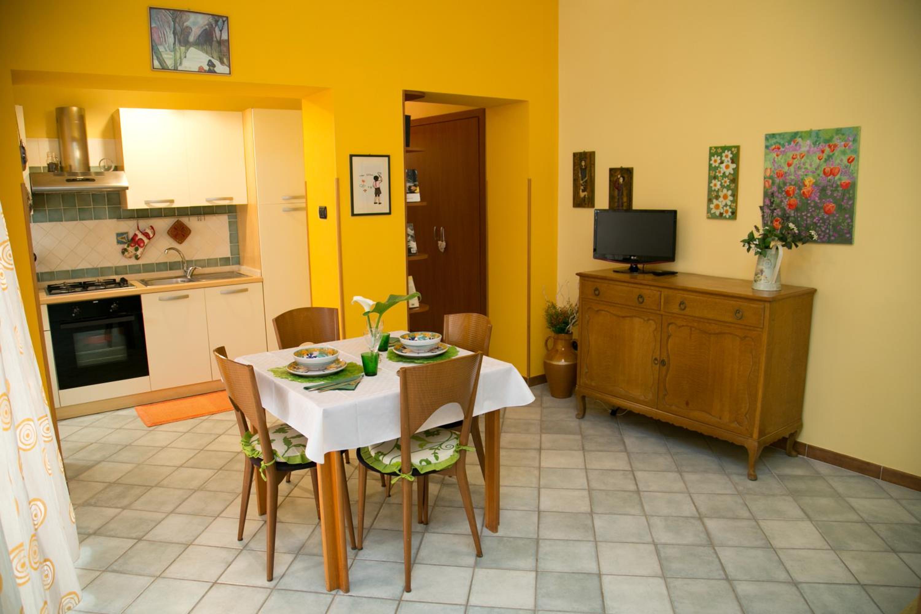 One-Bedroom House photo 2