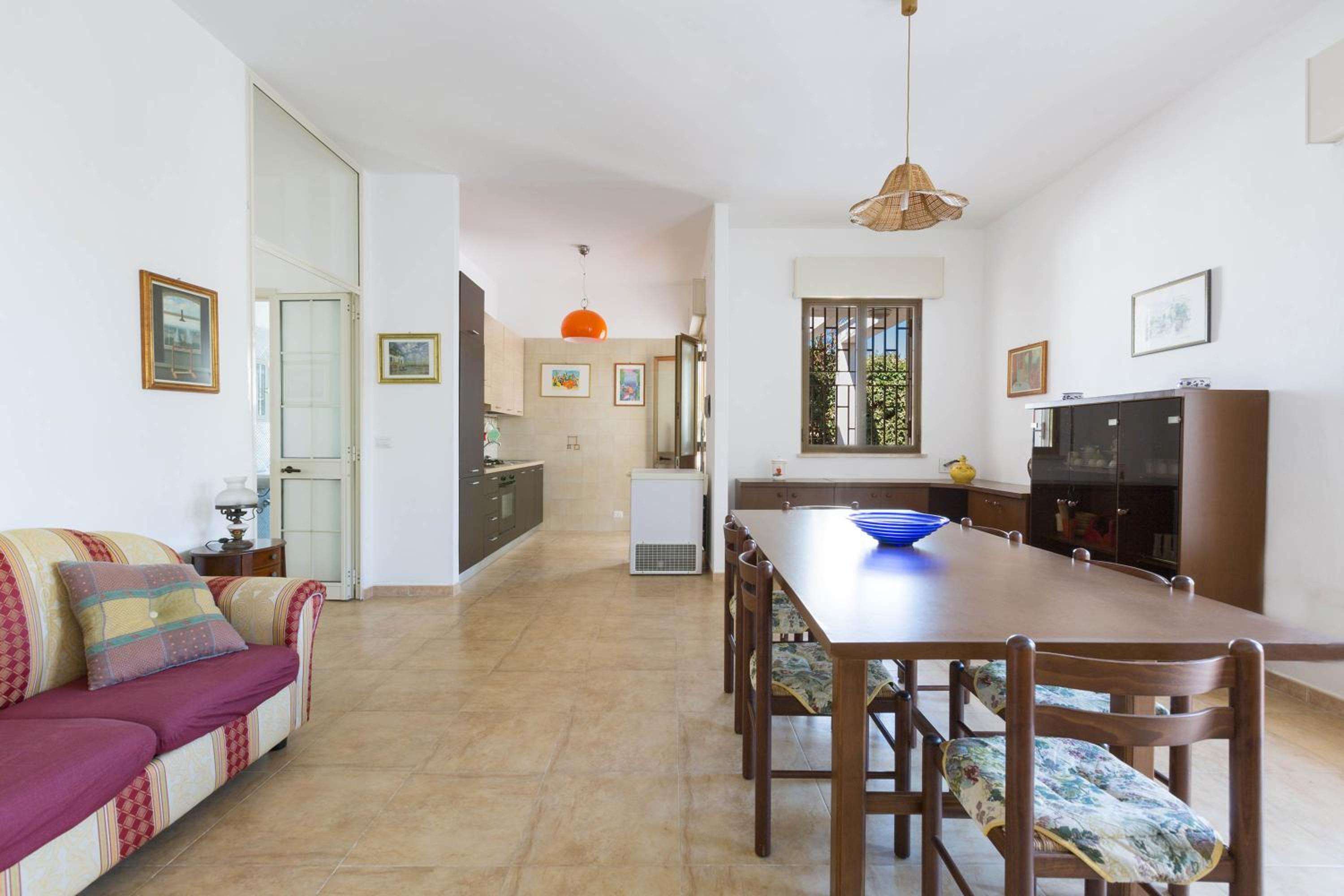 Three-Bedroom House photo 2
