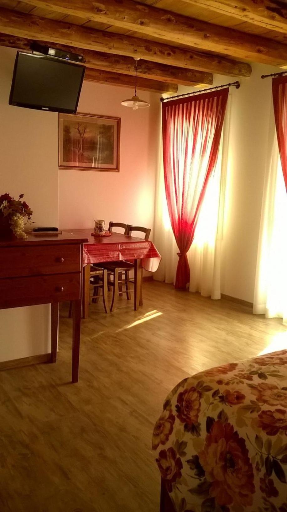 Deluxe Double or Twin Room with Garden View photo 3