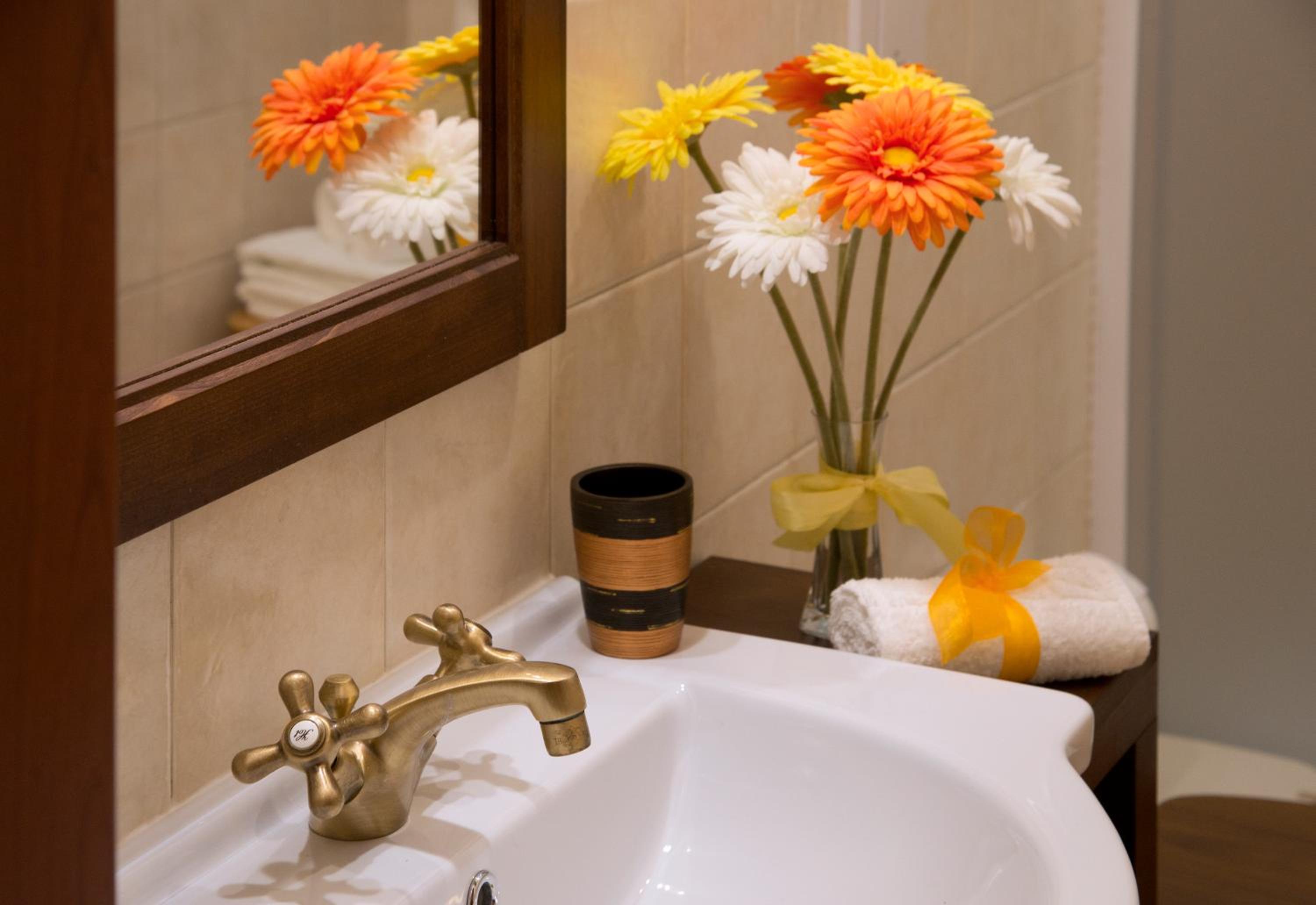 Triple Room with Private Bathroom photo 2