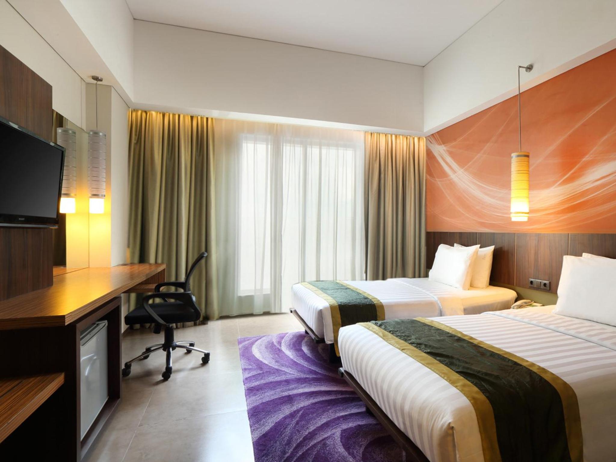Premium Twin Room - Photo 8