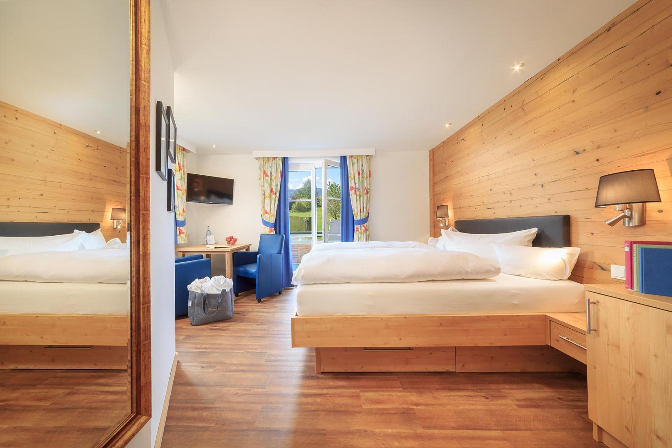 Small Double Room - Photo 2