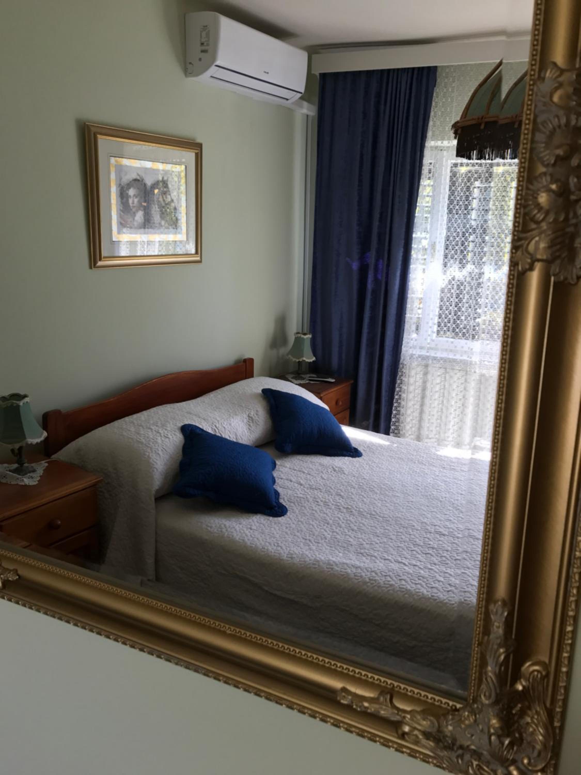 Double Room with Private Bathroom and Sea View - Photo 1