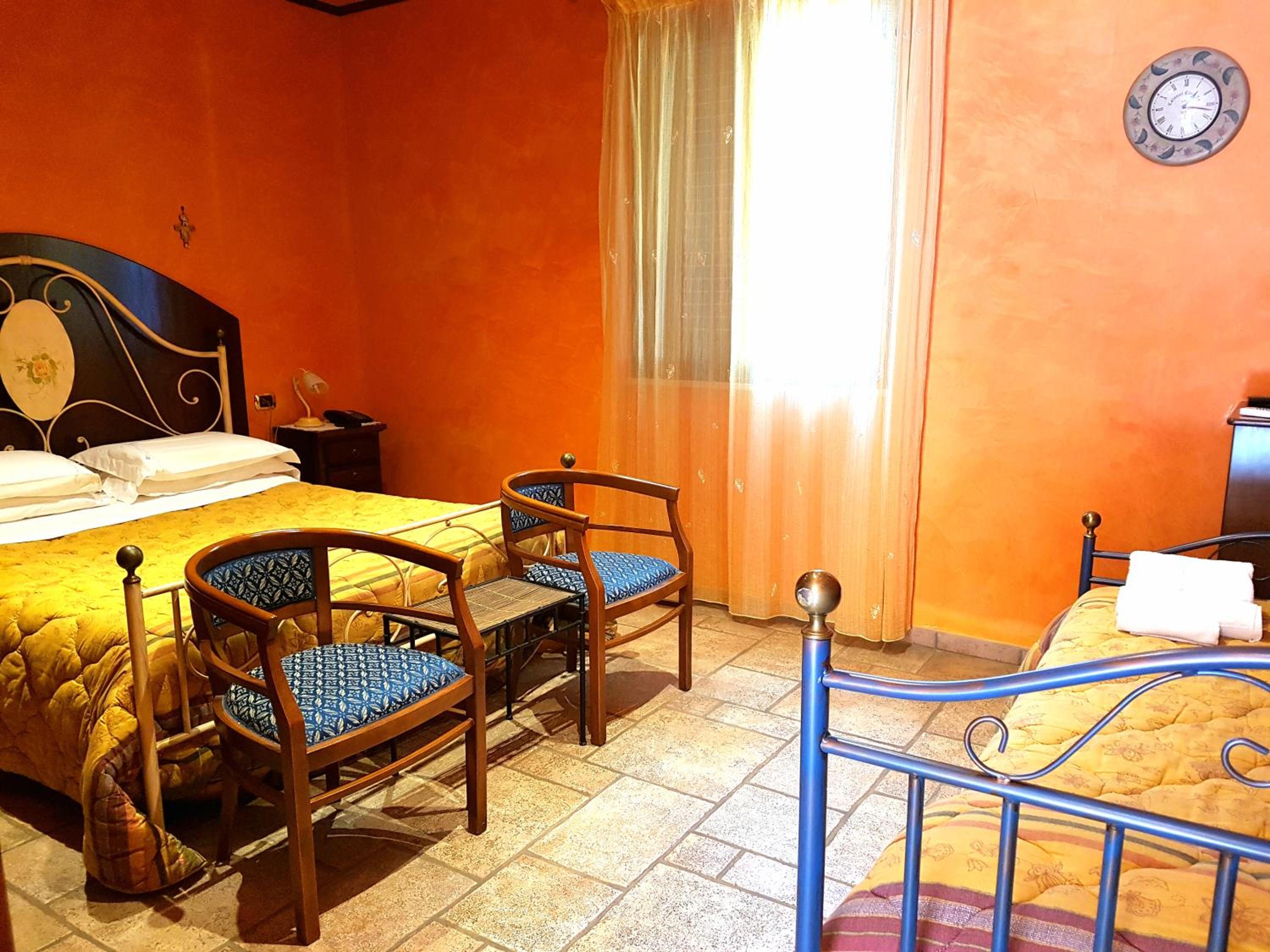 Triple Room photo 1