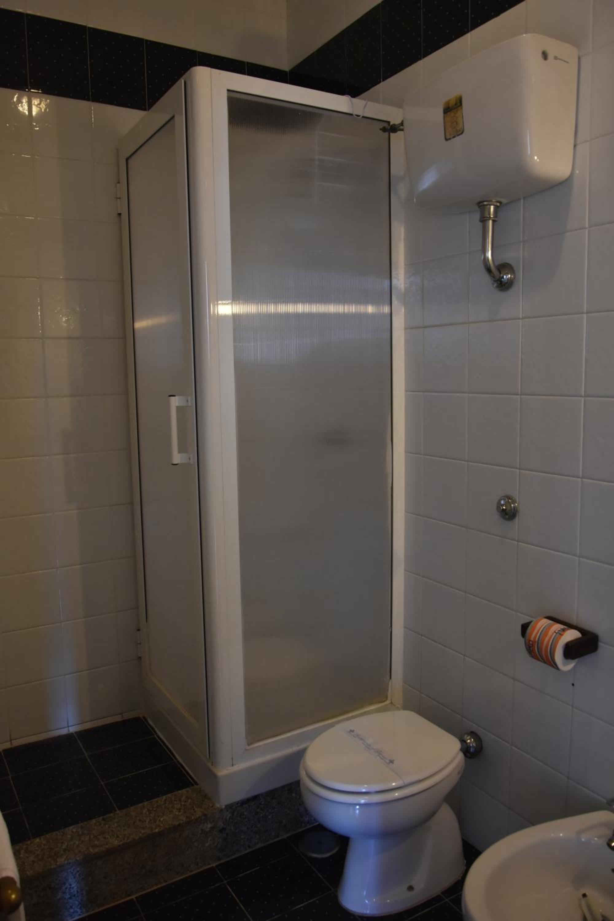 Quadruple Room - Photo 6
