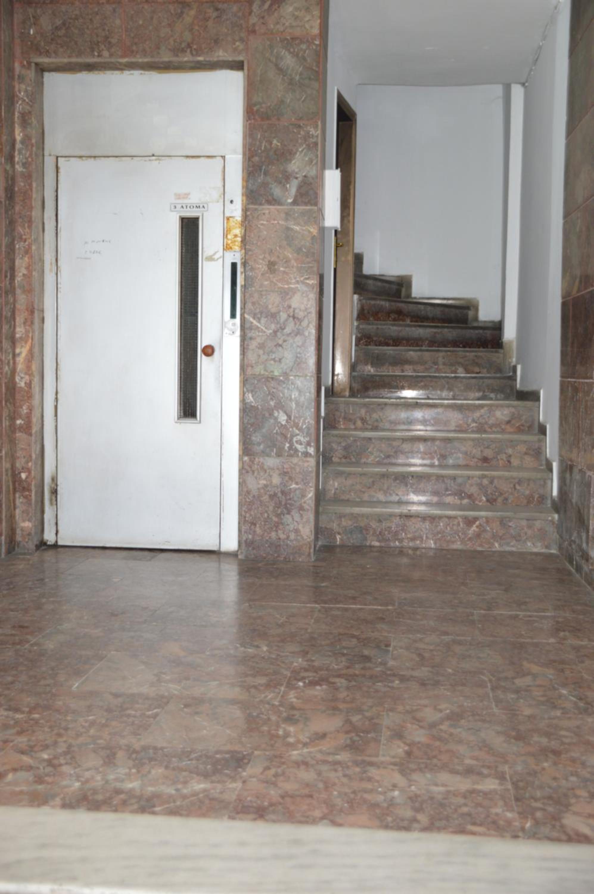 Studio Apartment - Photo 21