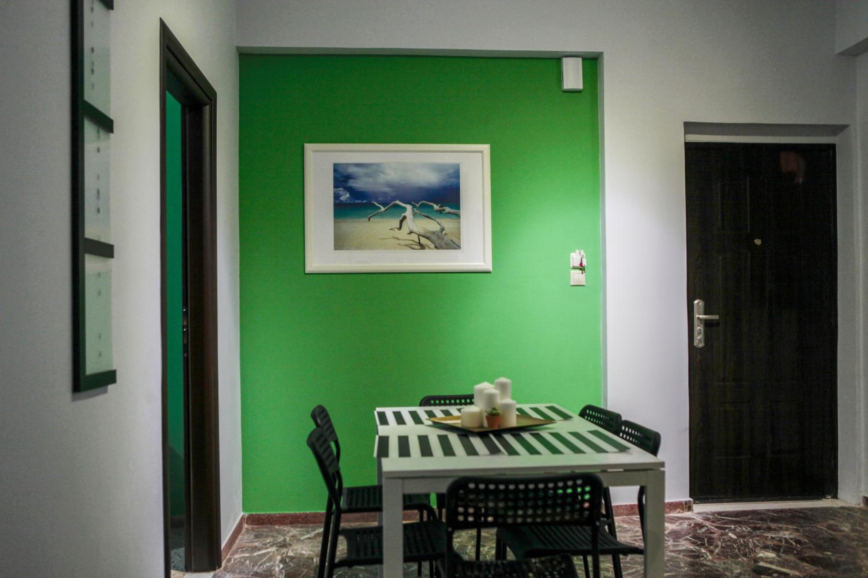 Studio Apartment with Sea View - Photo 8
