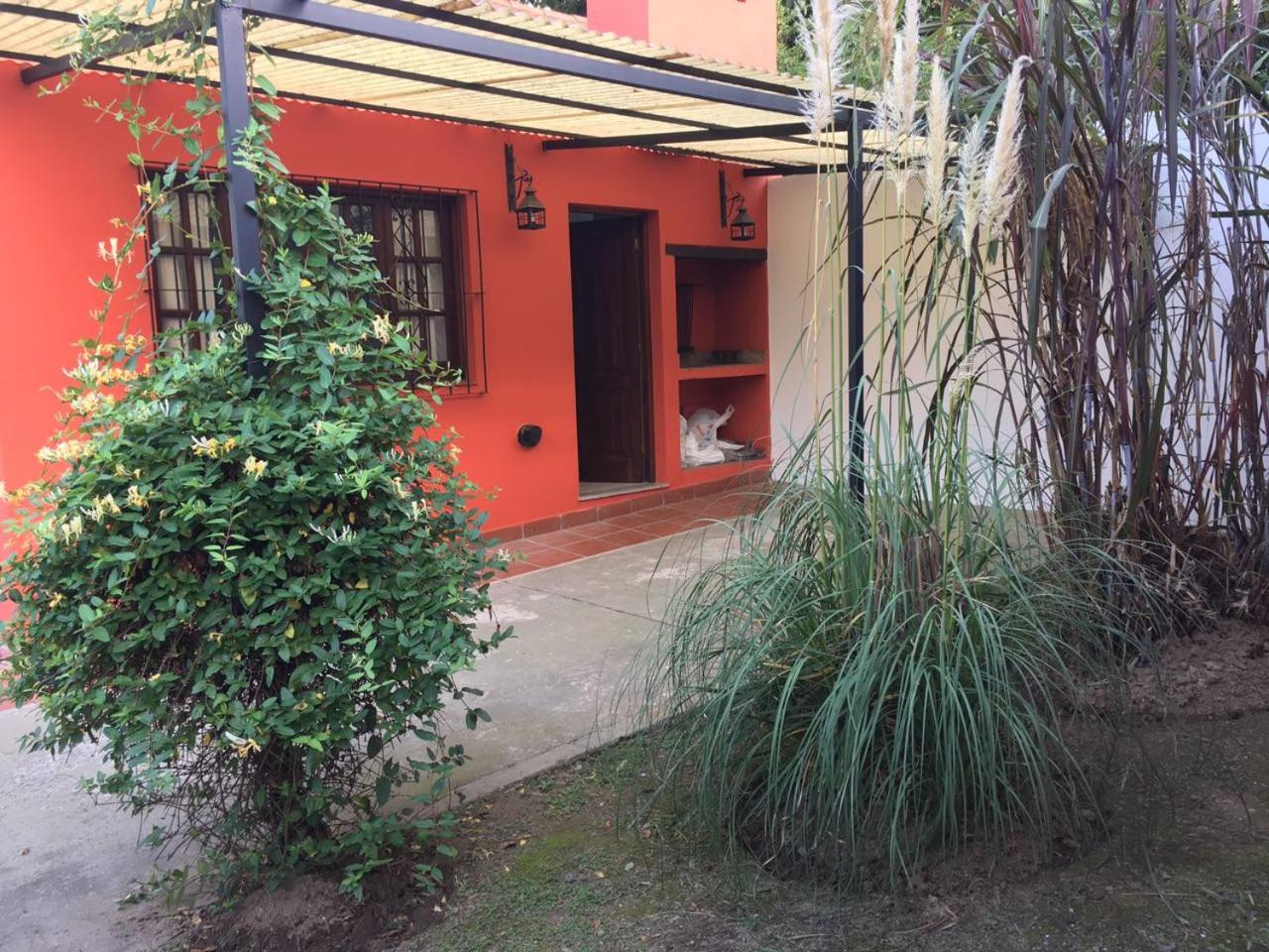 One-Bedroom House photo 3
