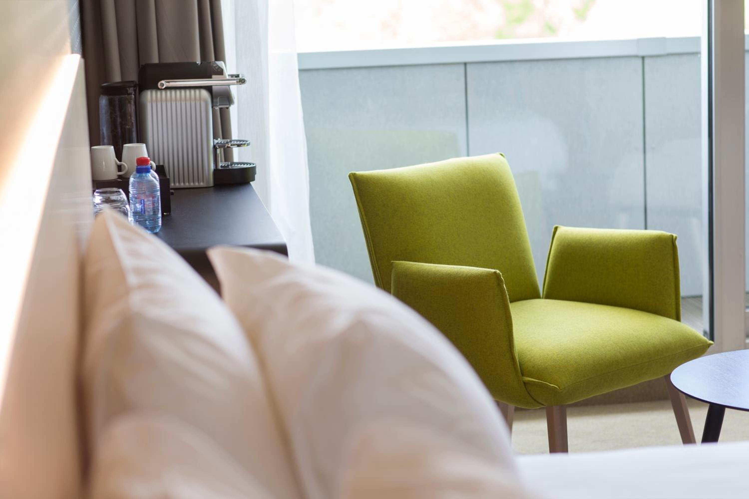 Superior Room with One Double Bed - Photo 14