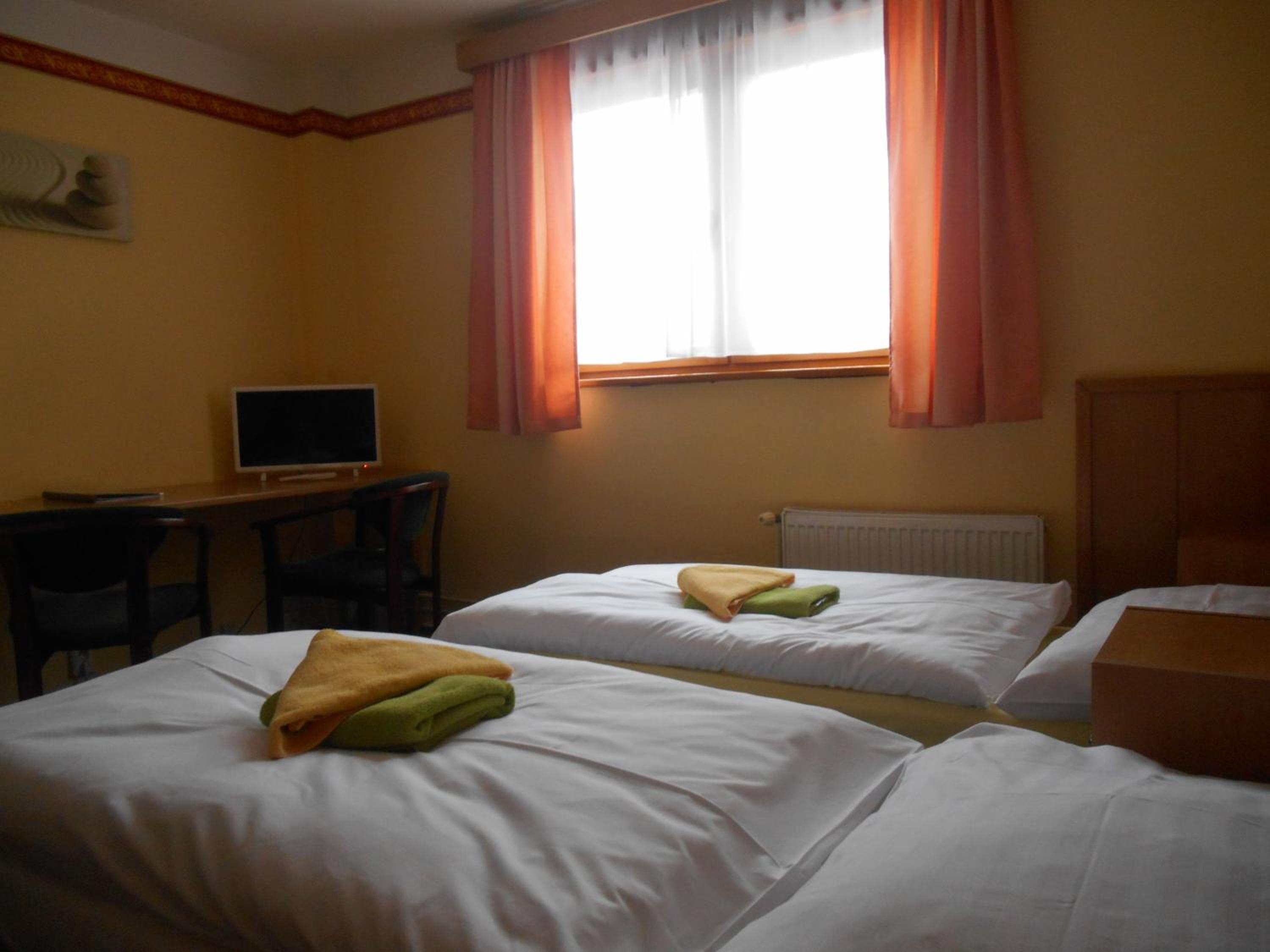 Budget Double Room - Annex photo 1