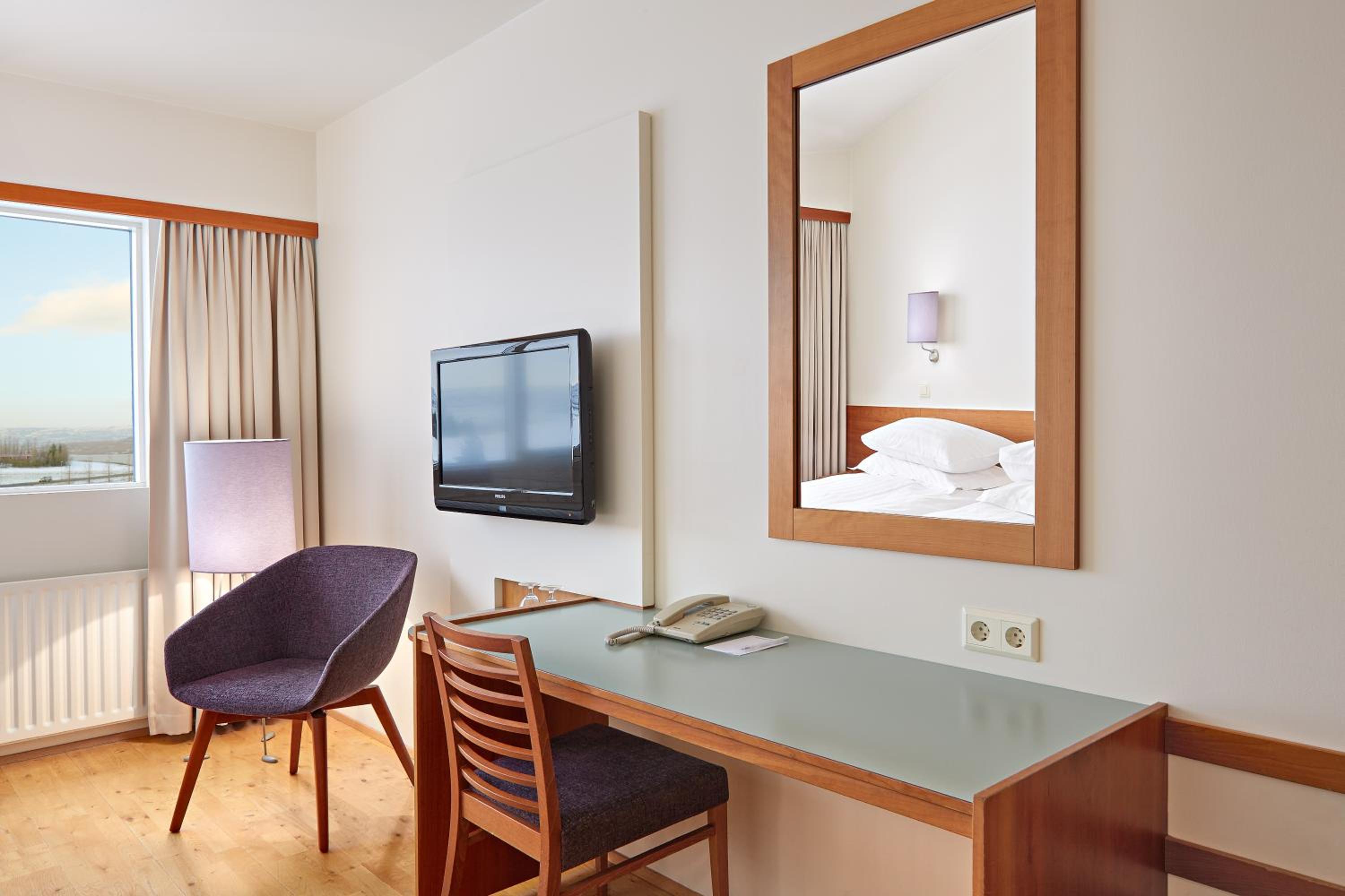 Twin Room - Photo 5