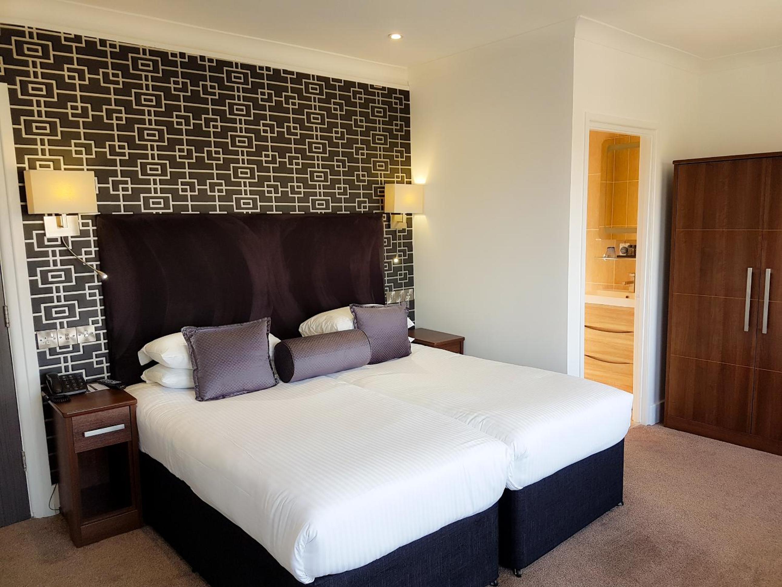 Standard King or Twin Room - Photo 4