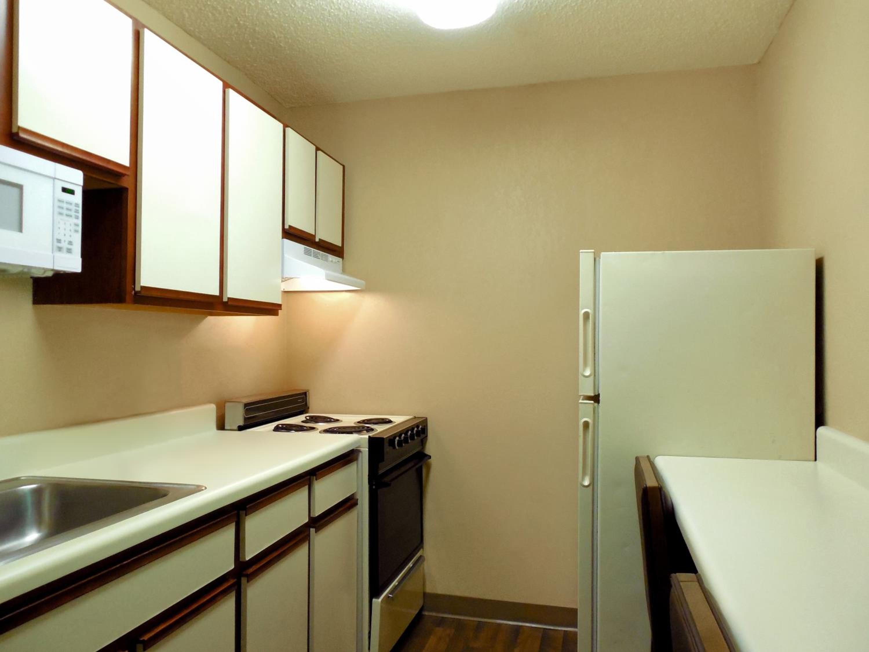 Deluxe Studio with 2 Double Beds - Non-Smoking - Photo 6