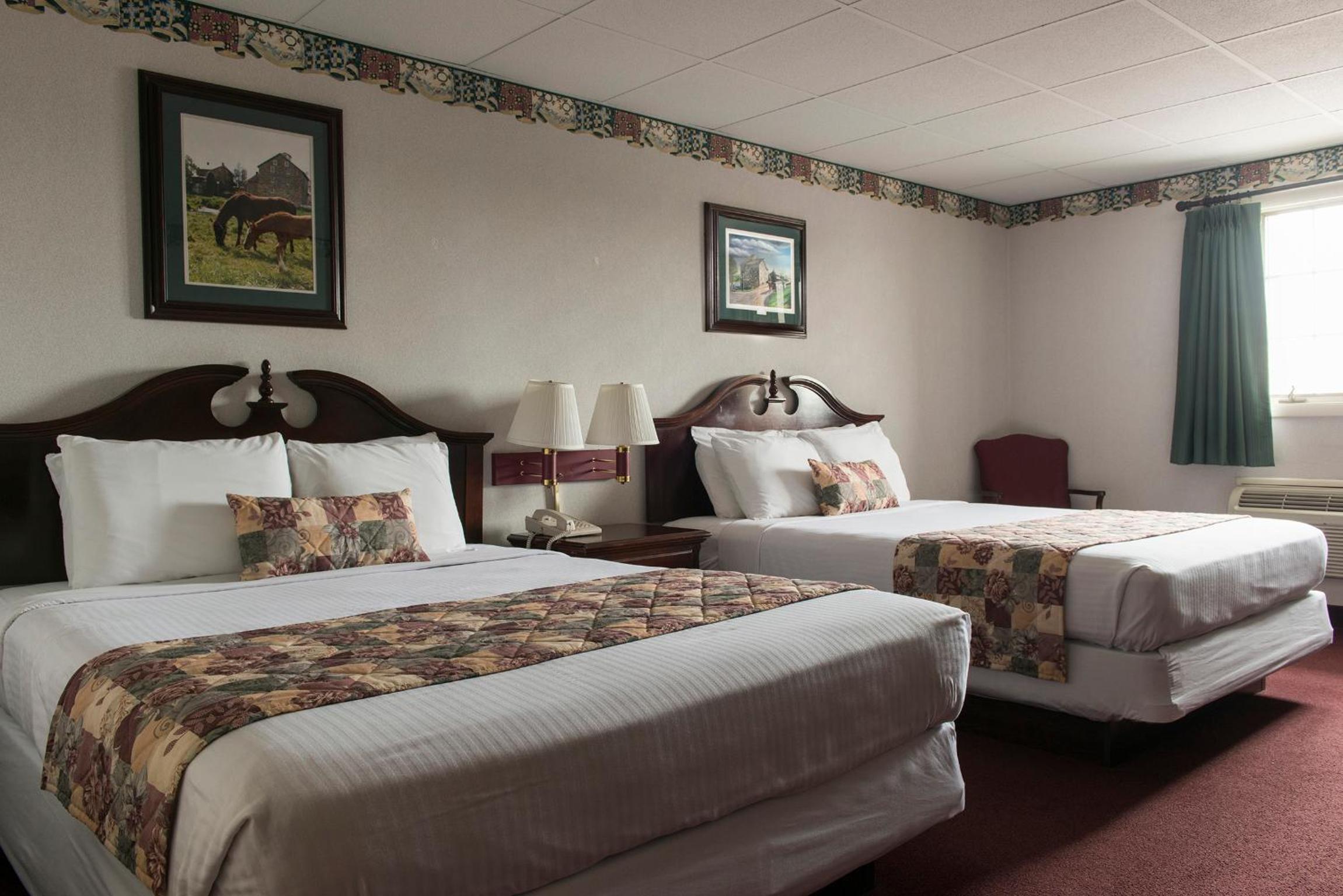 Standard Double Room with Two Double Beds photo 2