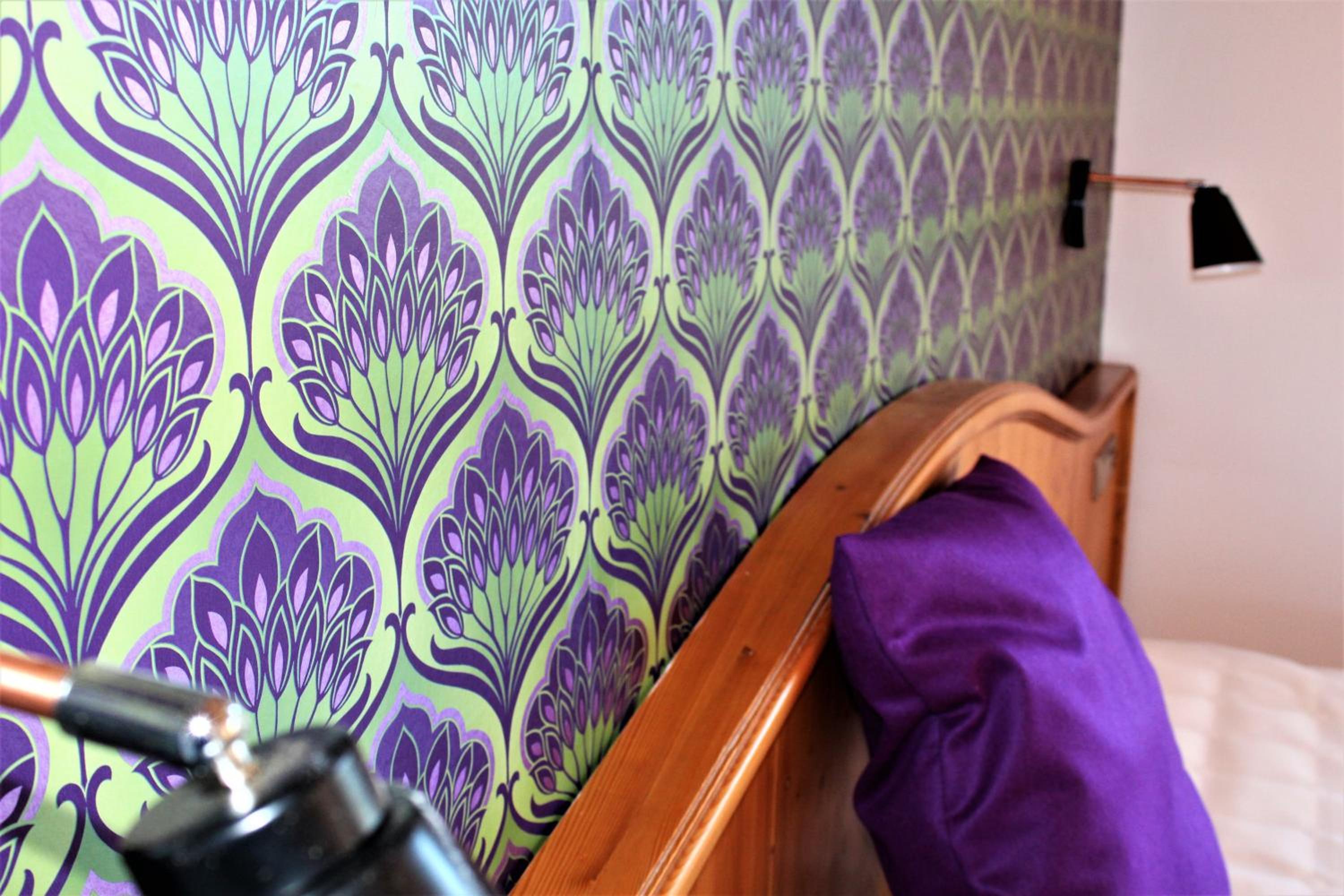Family Room with Balcony - Photo 5