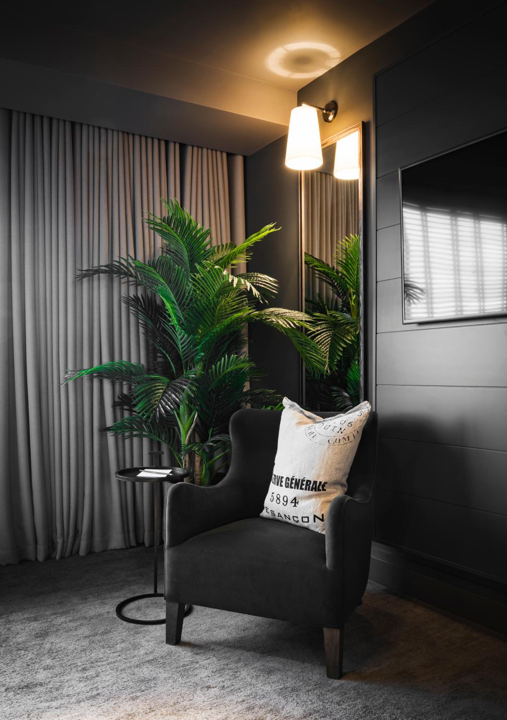 King Room
