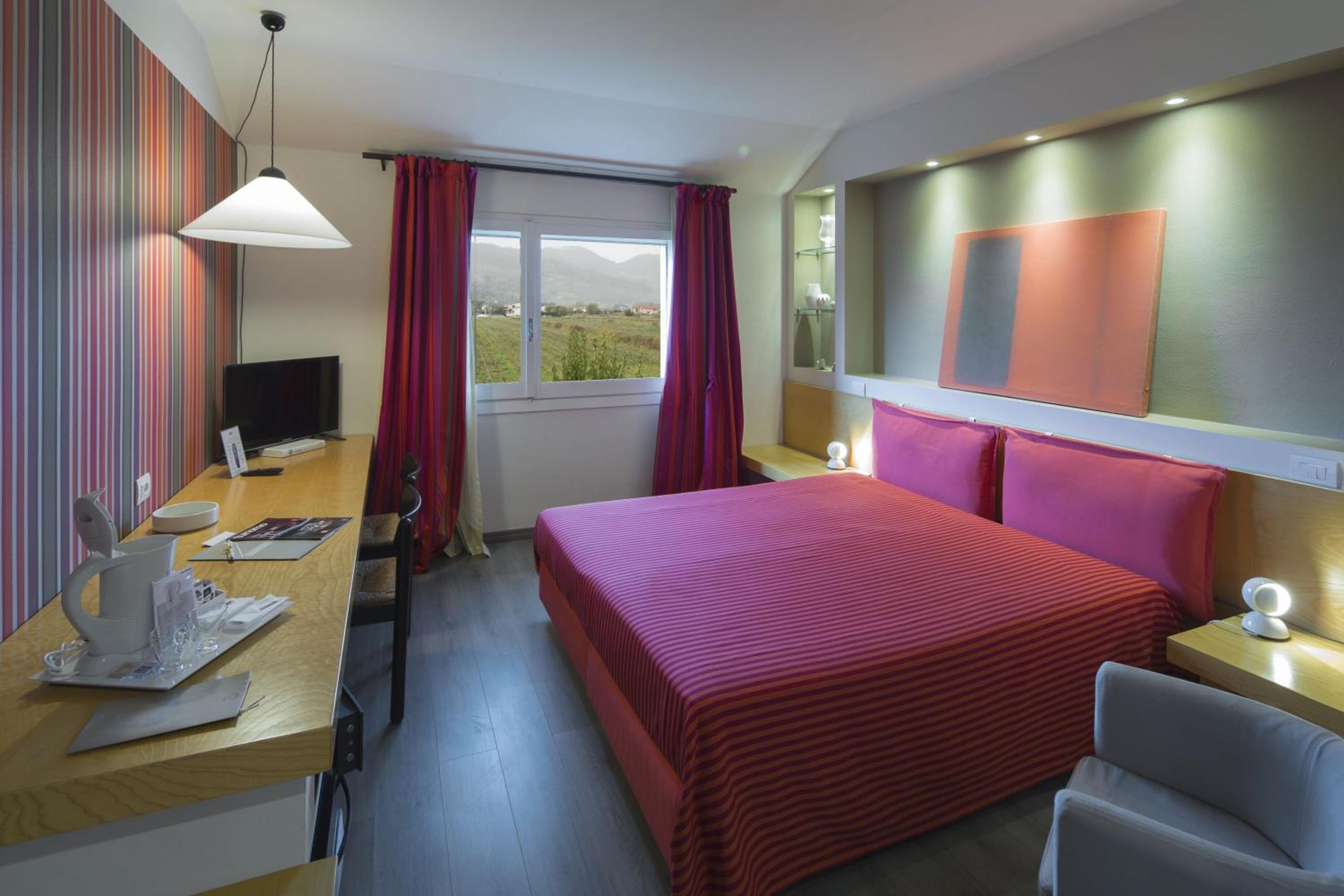 Standard Double/Twin Room - Photo 5