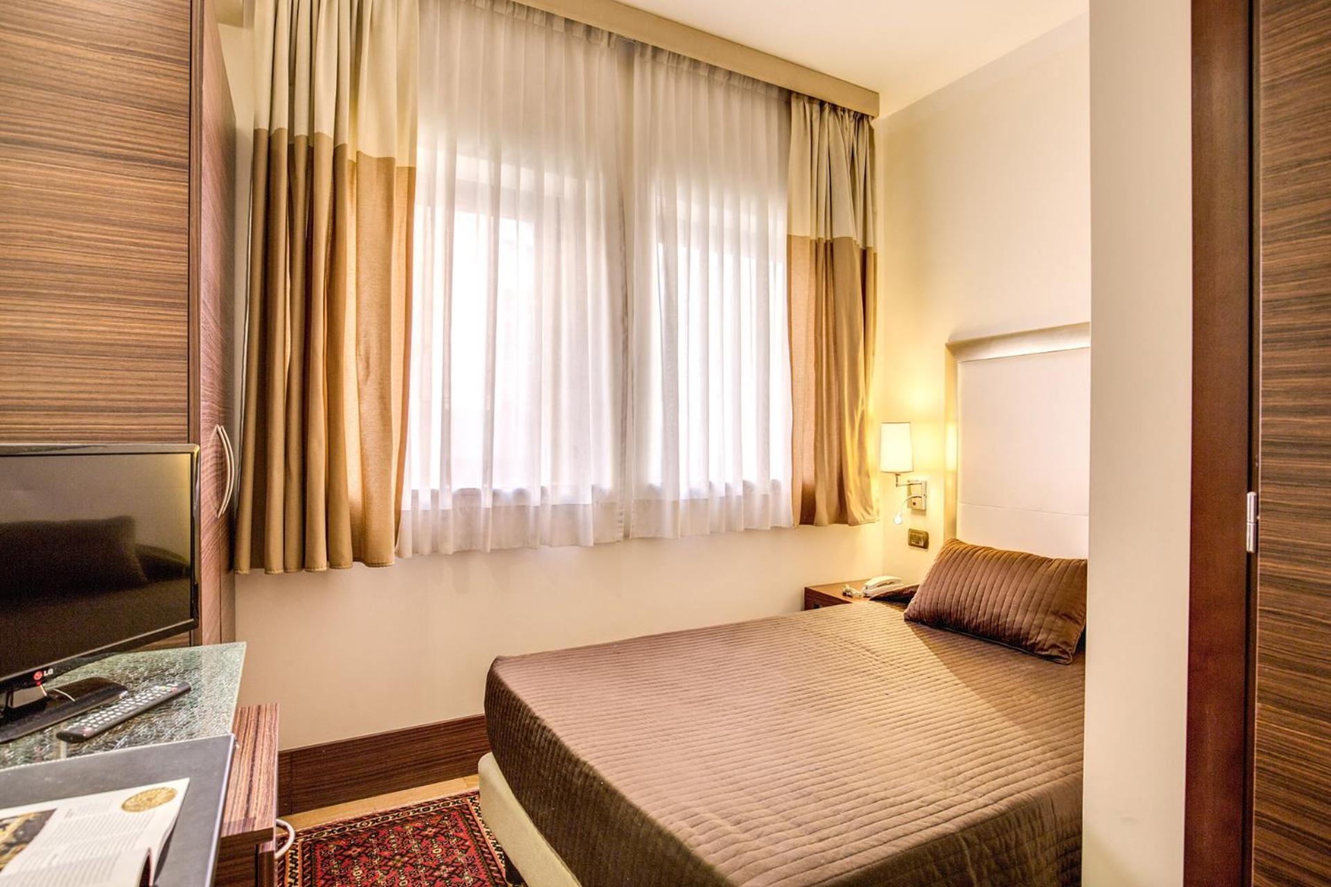 Single Room photo 1