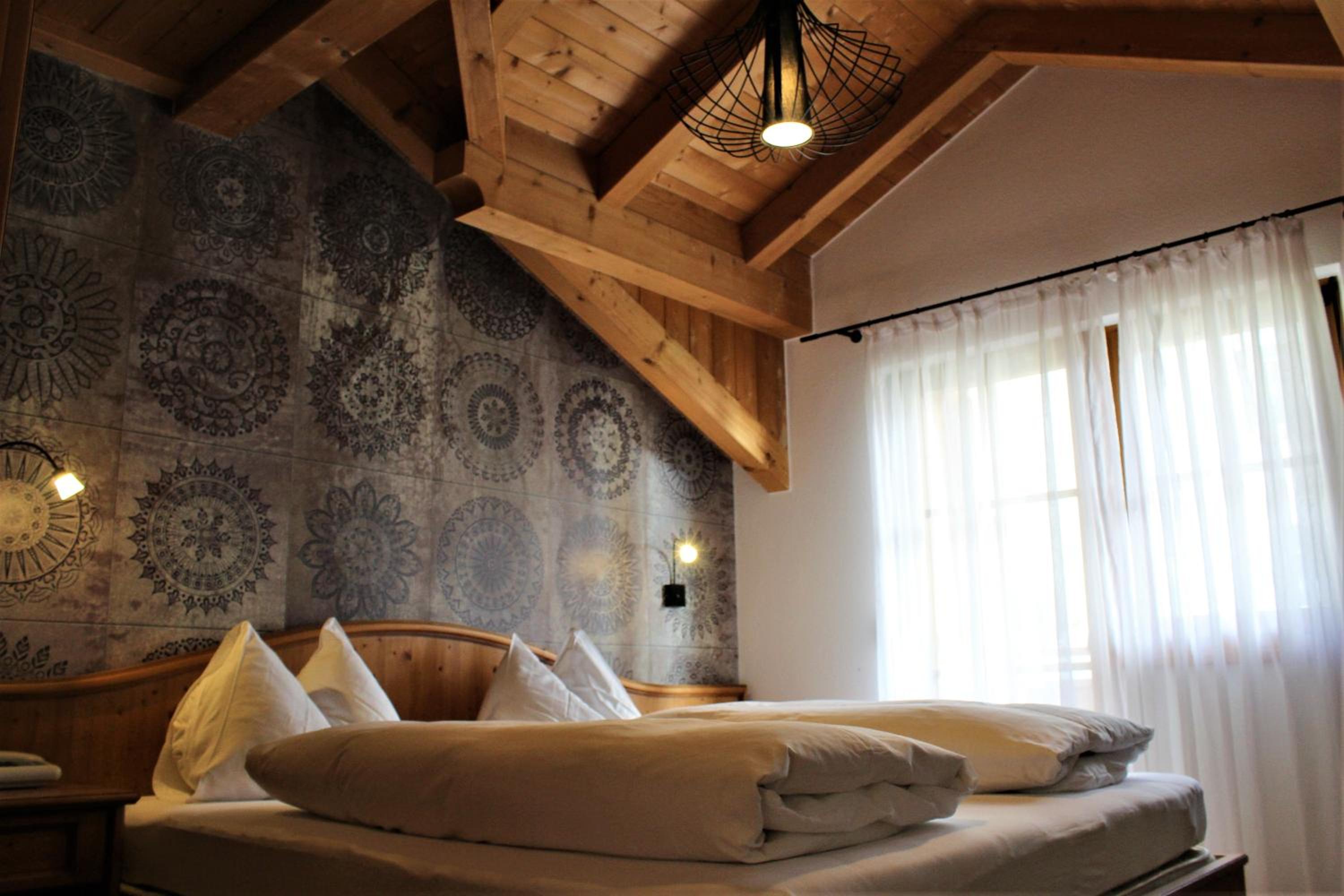 Double Room with Balcony - Photo 2