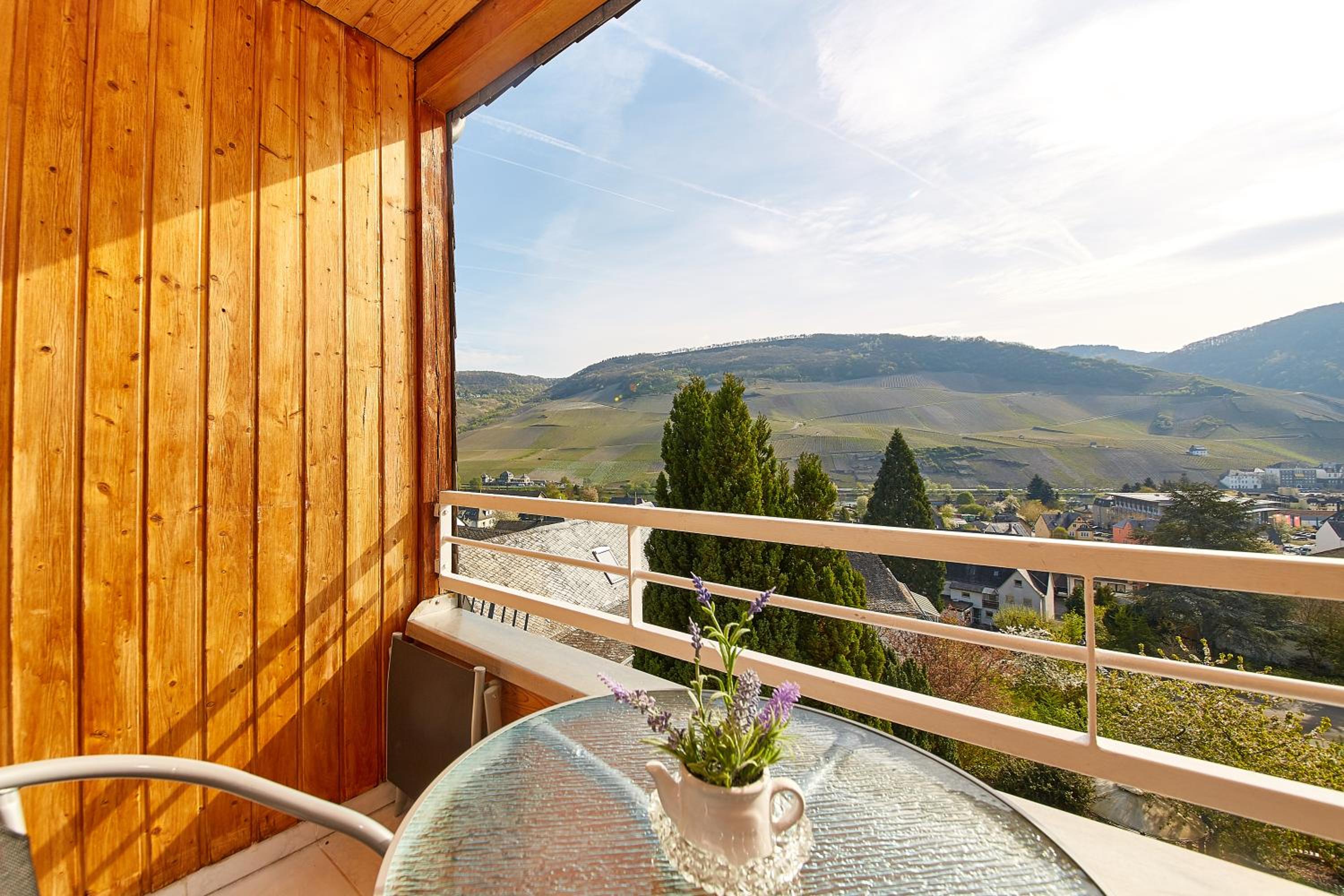 Apartment with Balcony photo 2