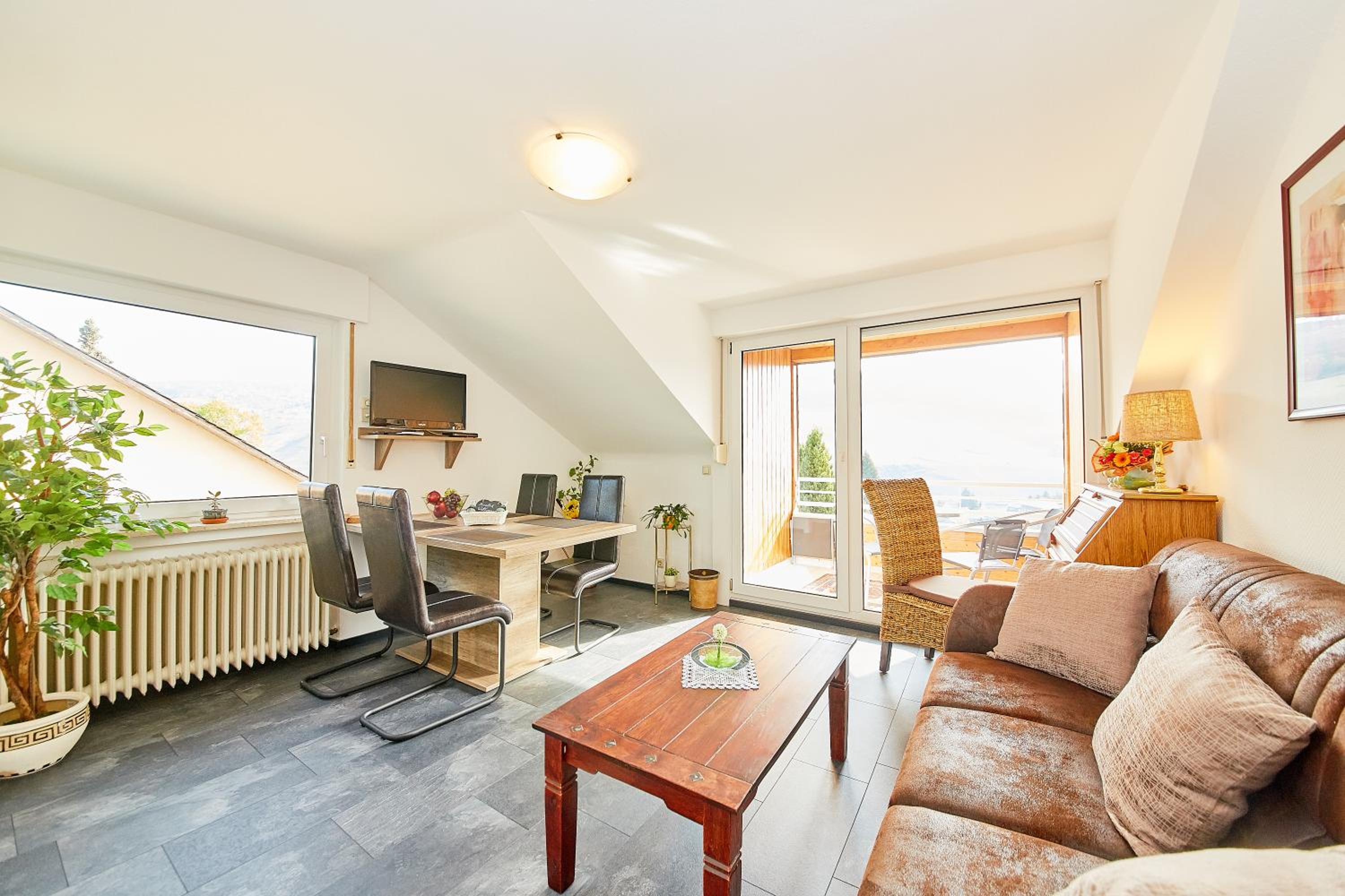 Apartment with Balcony photo 1