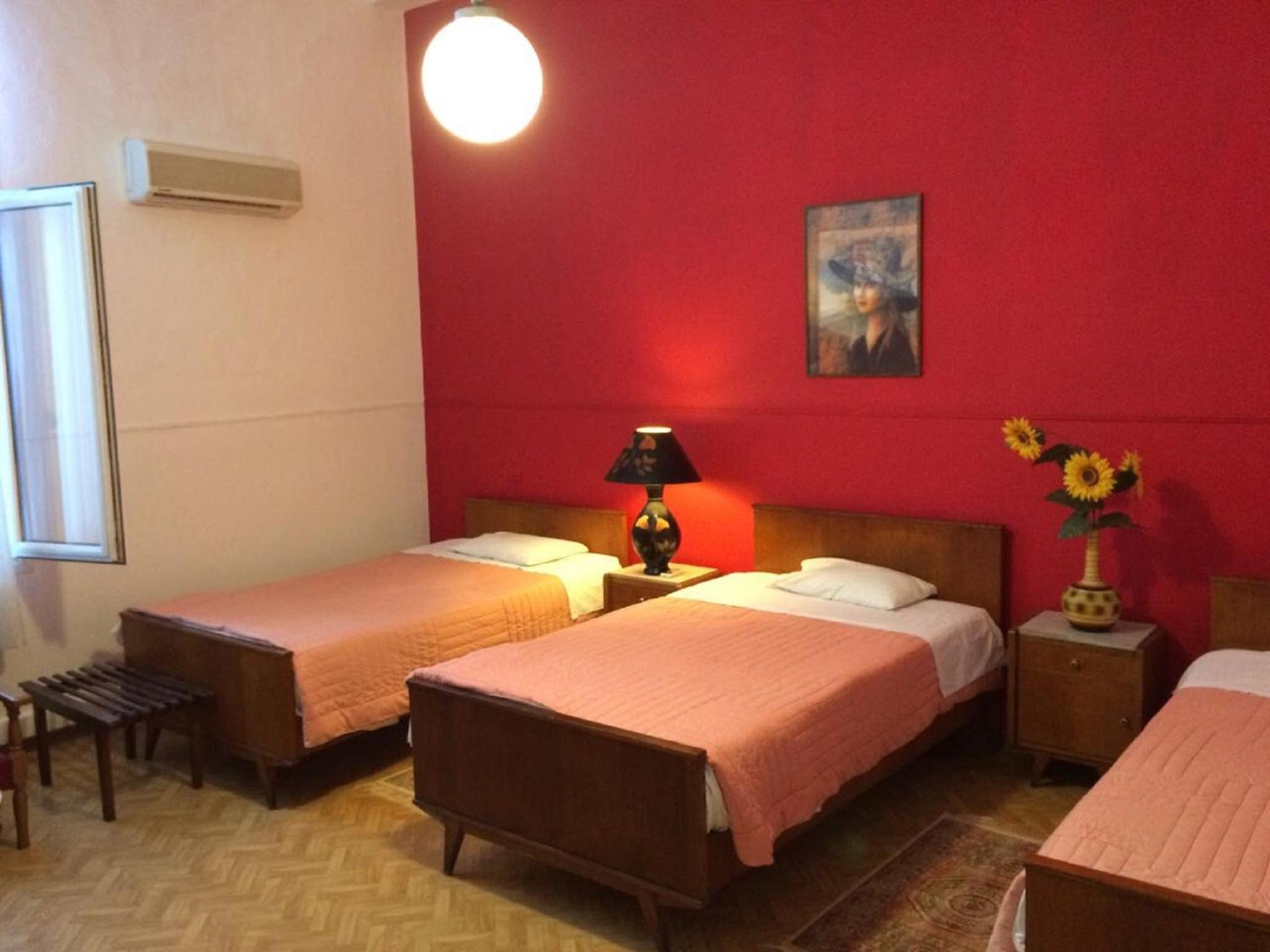 Triple Room - Photo 2