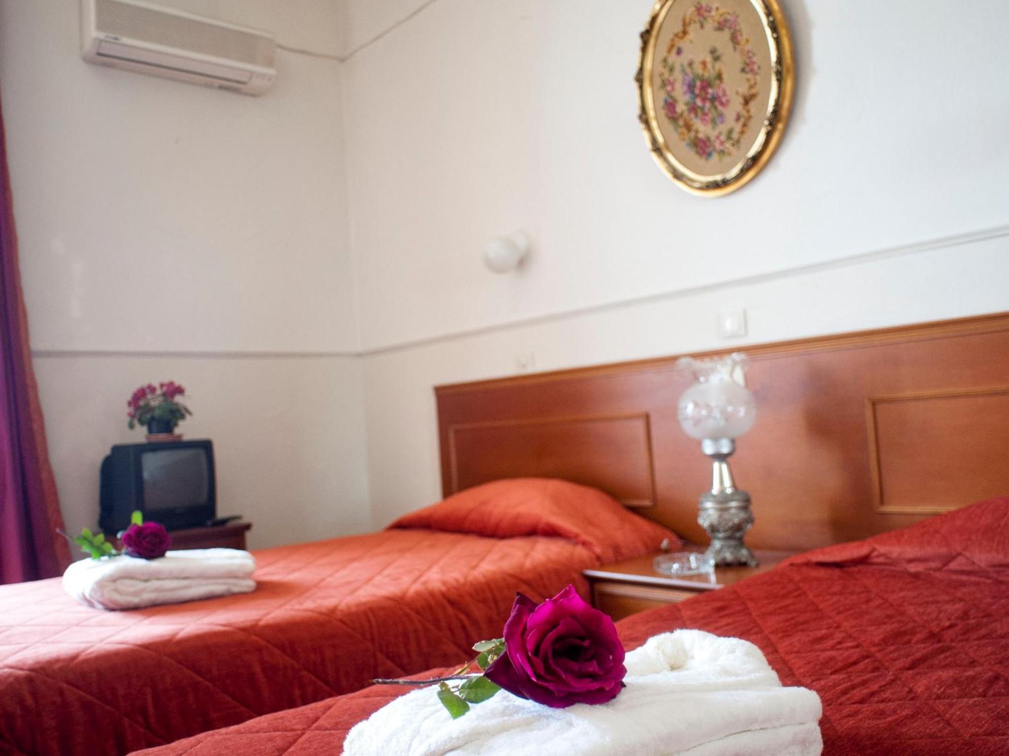 Superior Double Room with Port View - Photo 10