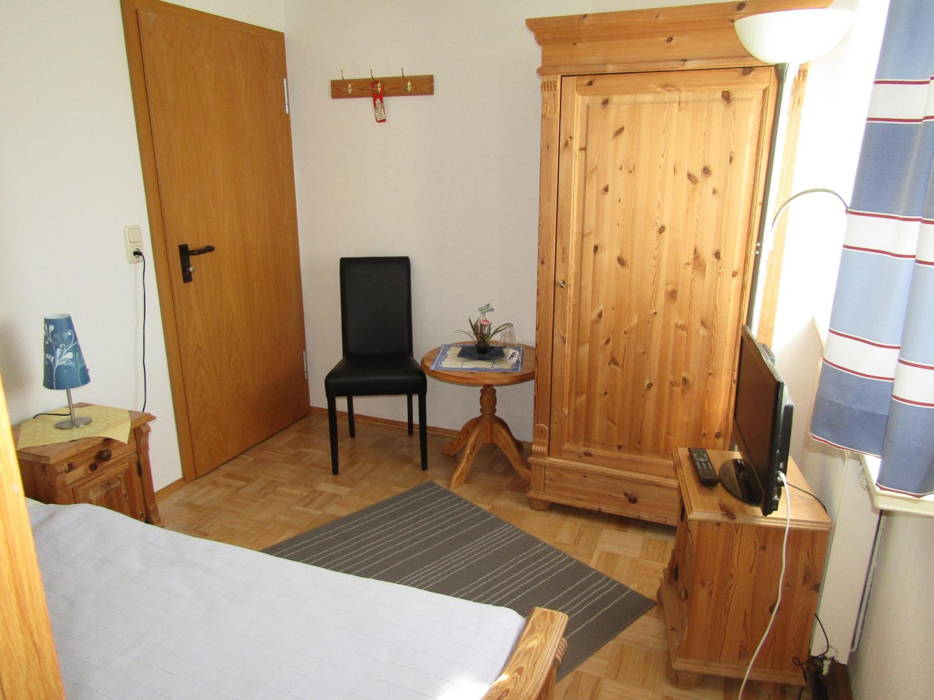 Single Room photo 3
