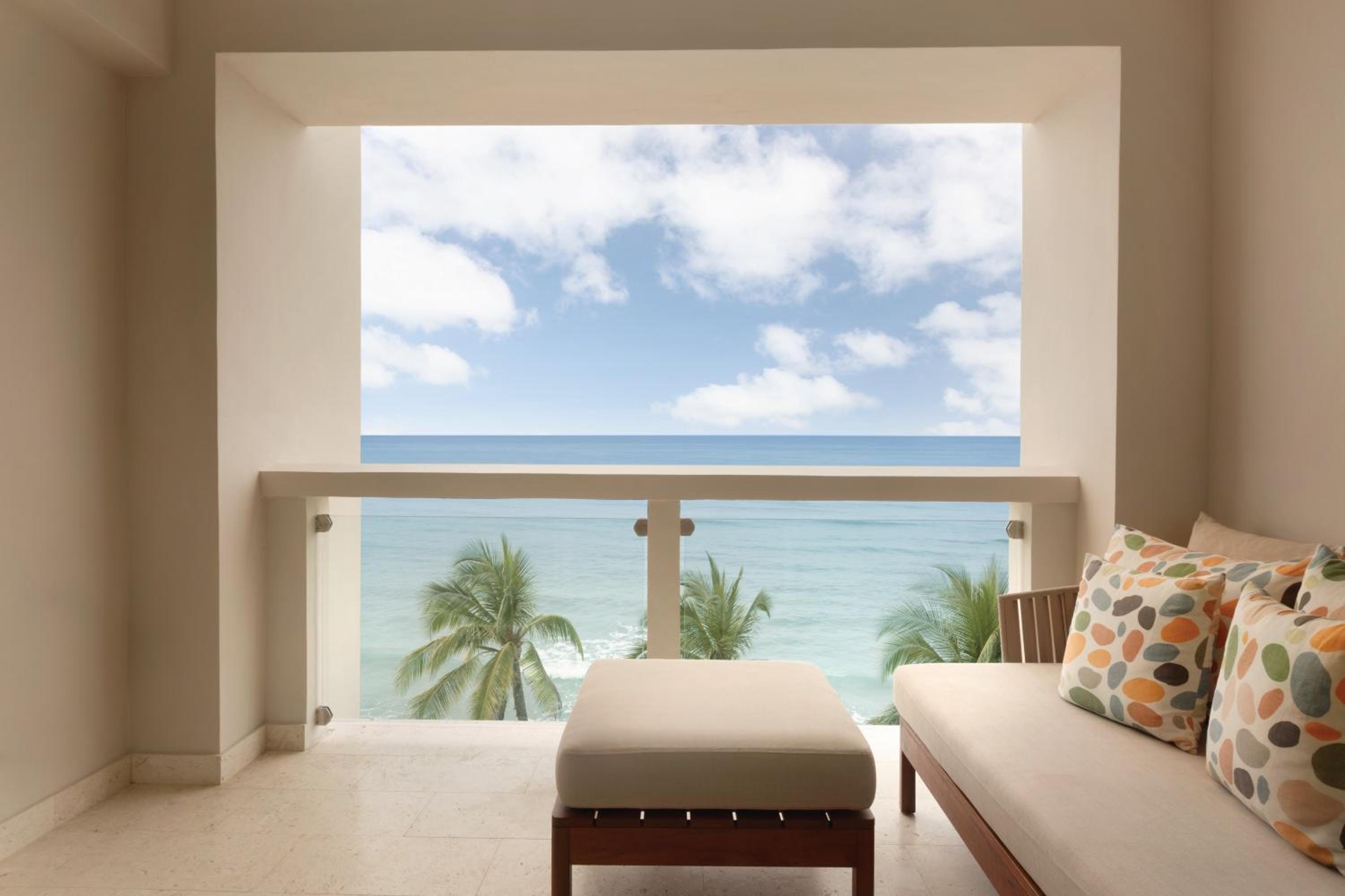 Junior Suite - Oceanfront