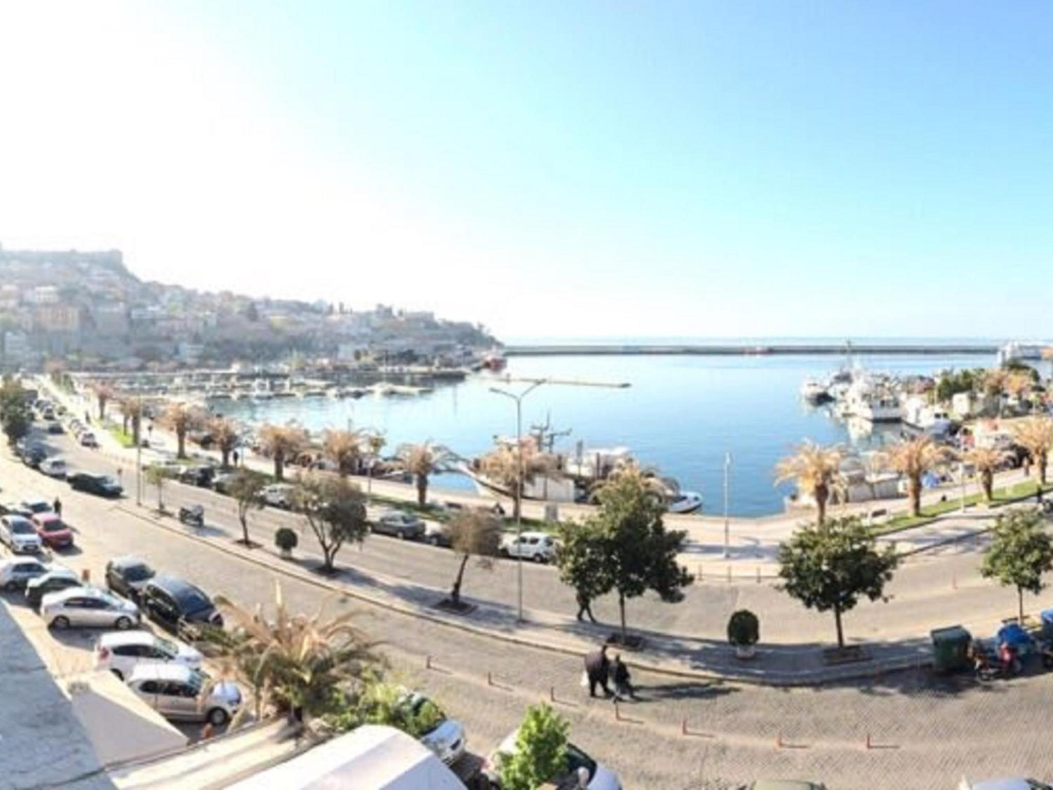 Double Room with Port View - Photo 3