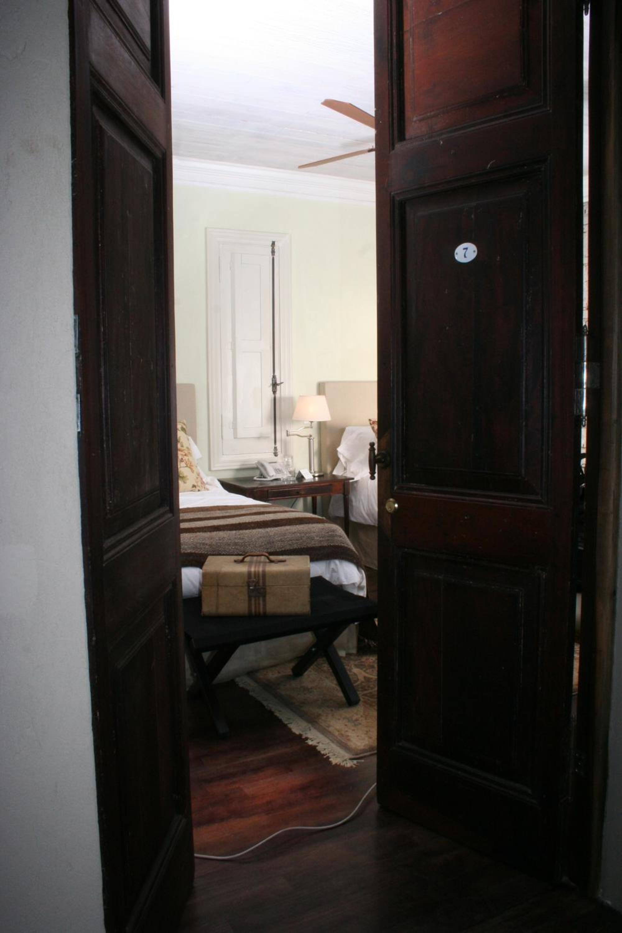 Deluxe Double or Twin Room photo 1