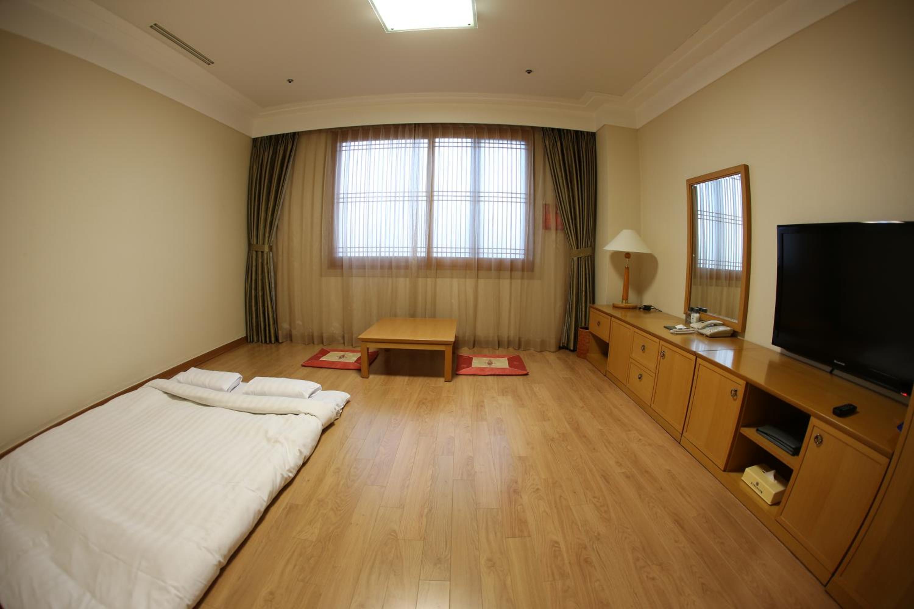 Korean Style Room