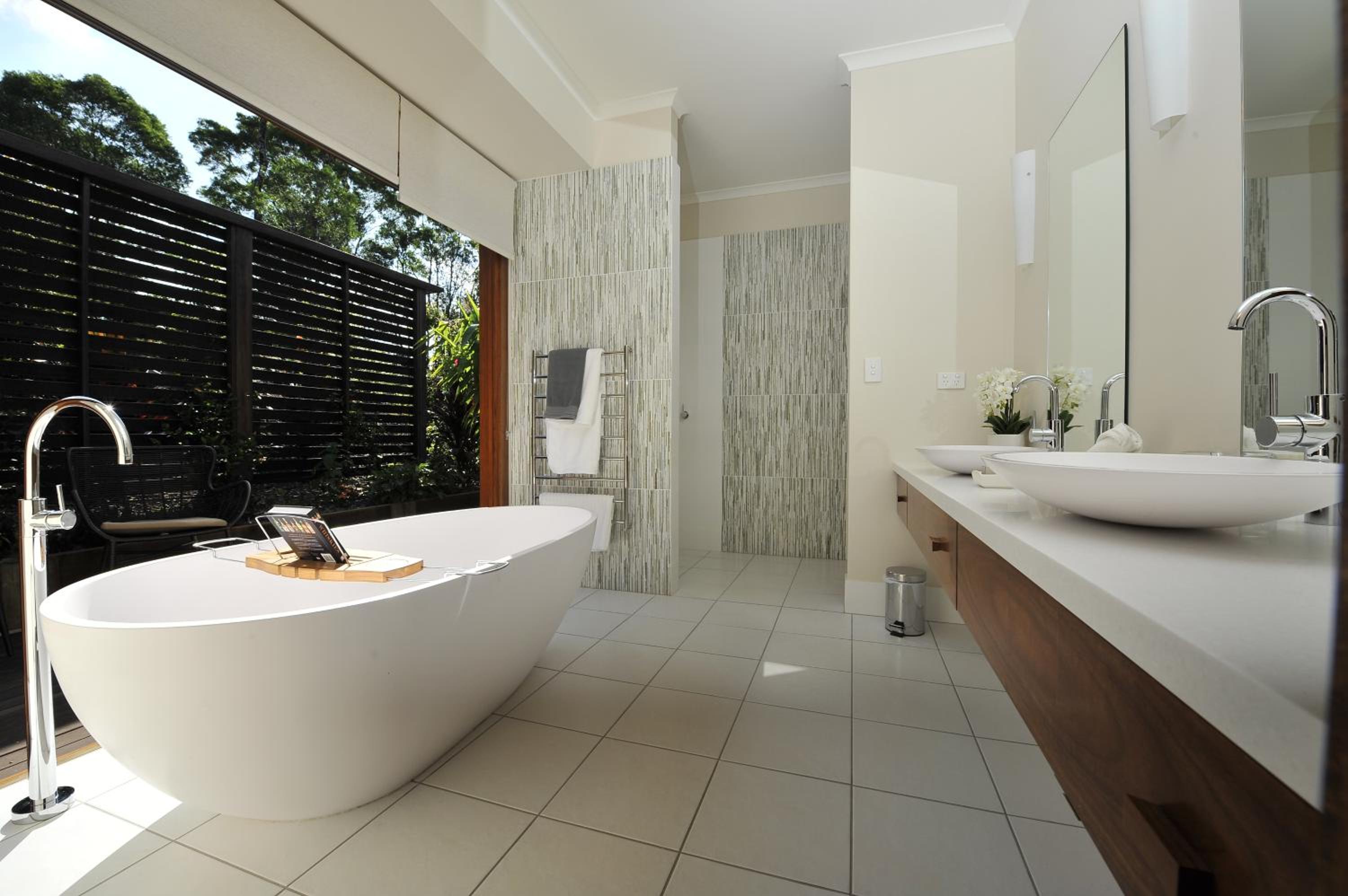 Two-Bedroom Luxury Forest Villa - Photo 4