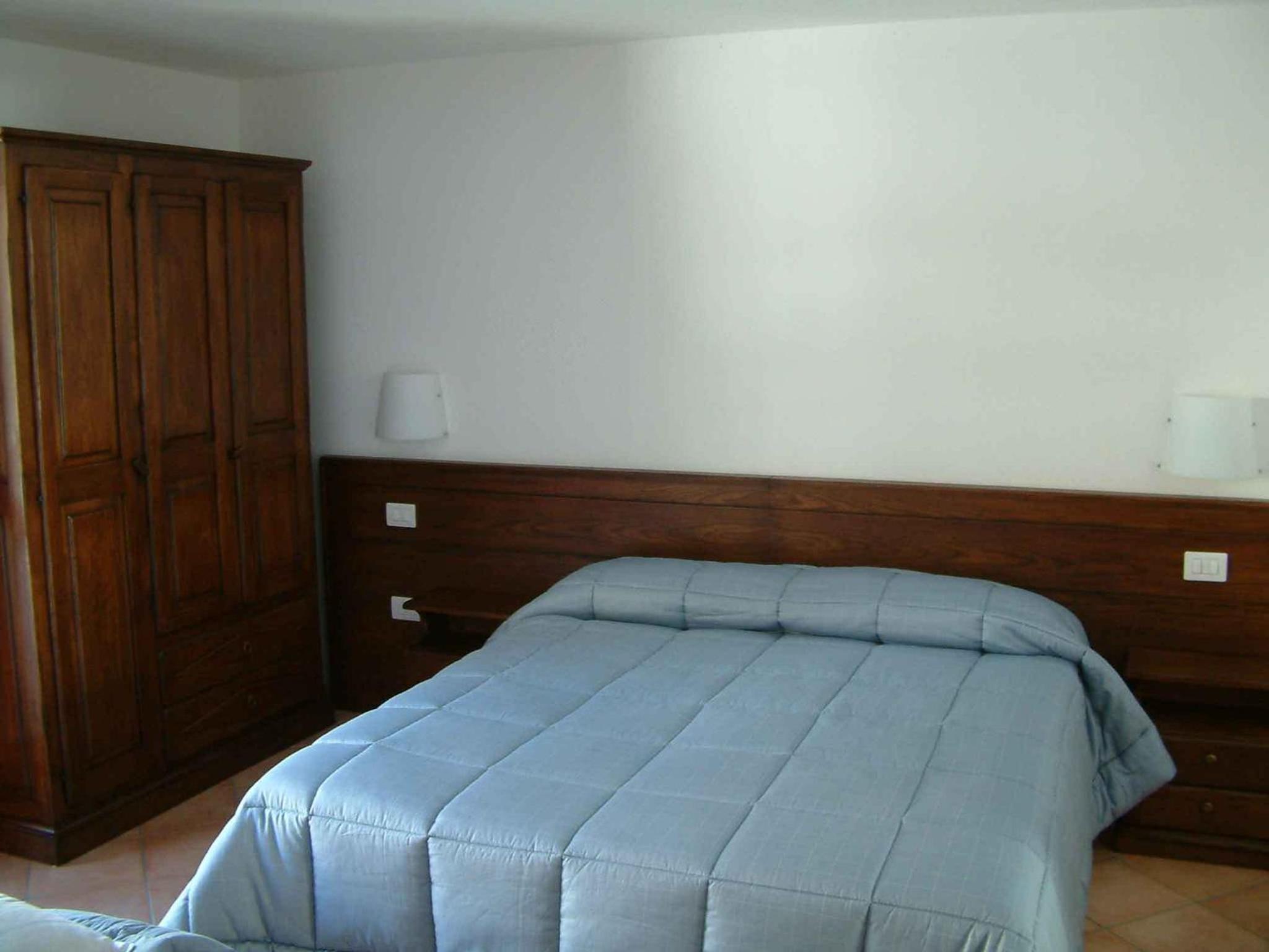 Double or Twin Room with Shower - Photo 5