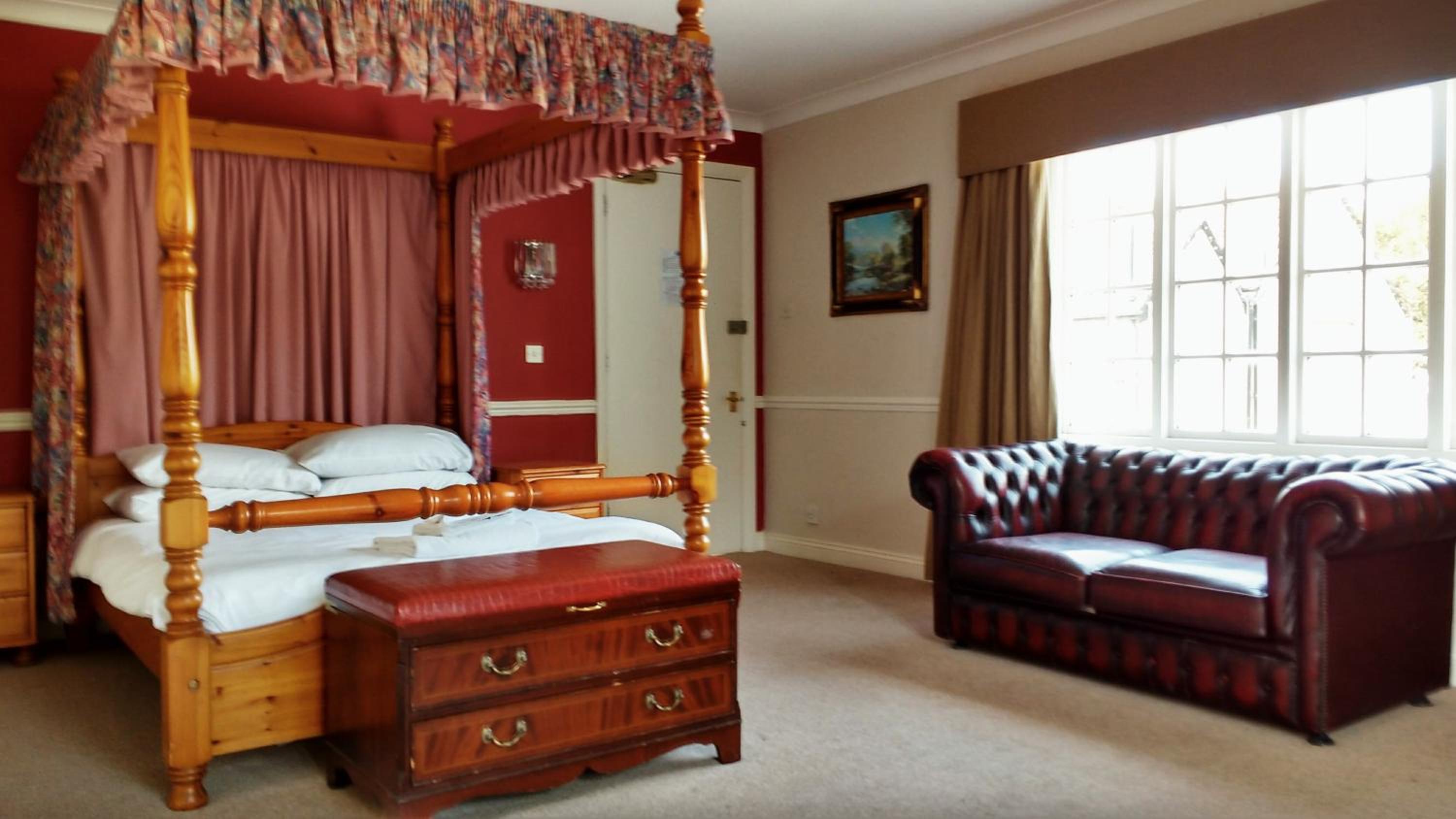 Deluxe Double Room With Balcony photo 2