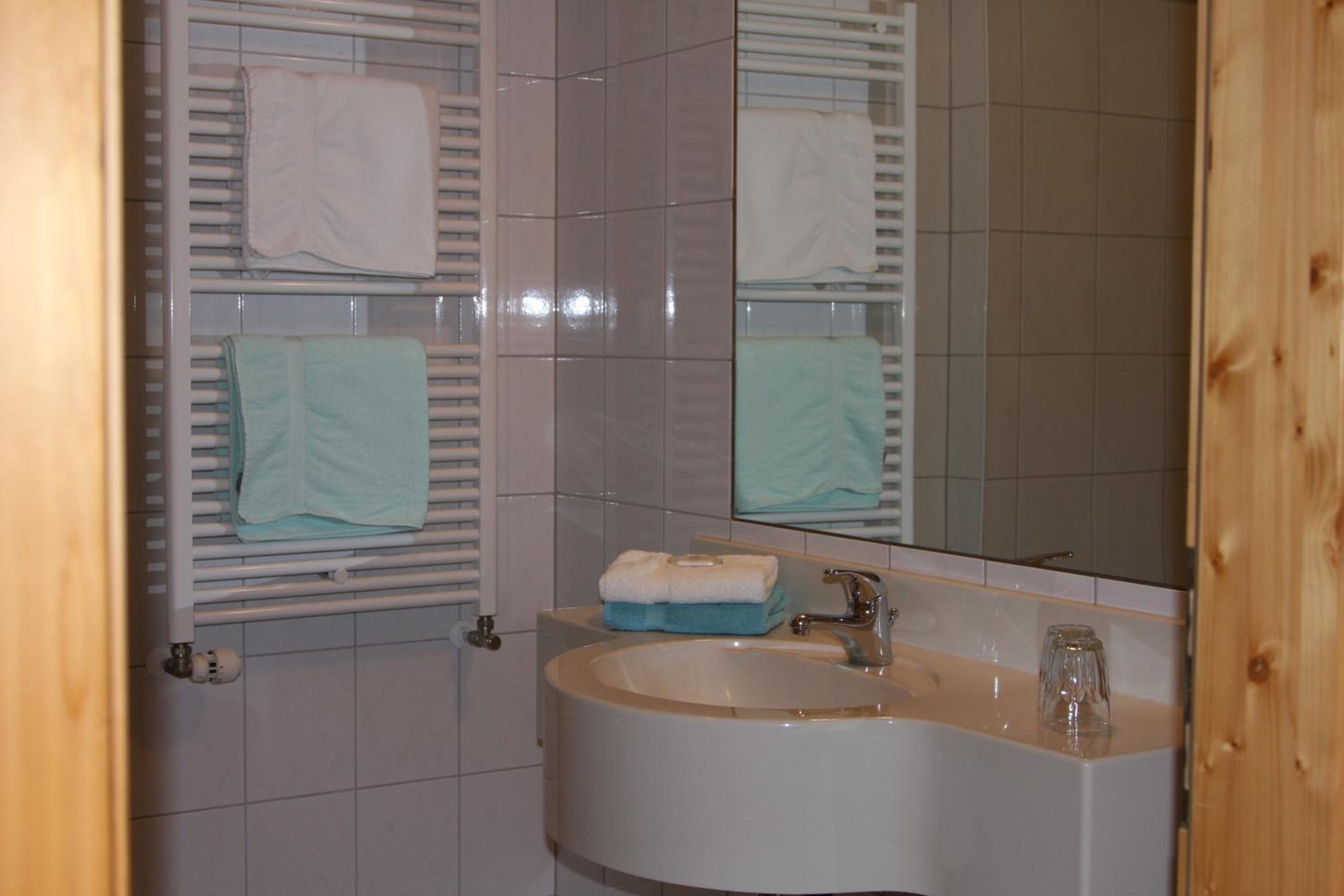 Large Double Room photo 3