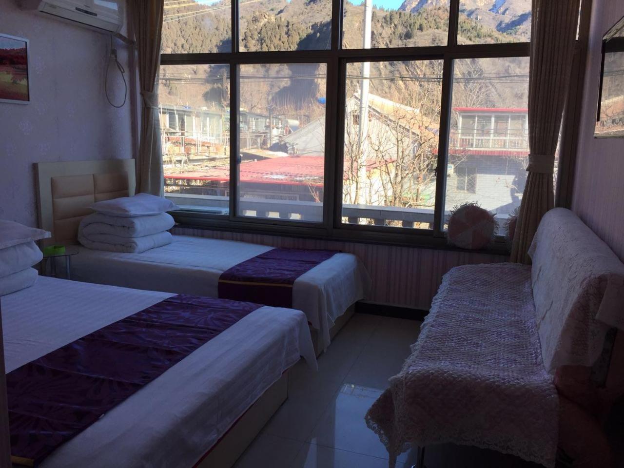 Deluxe Triple Room photo 2