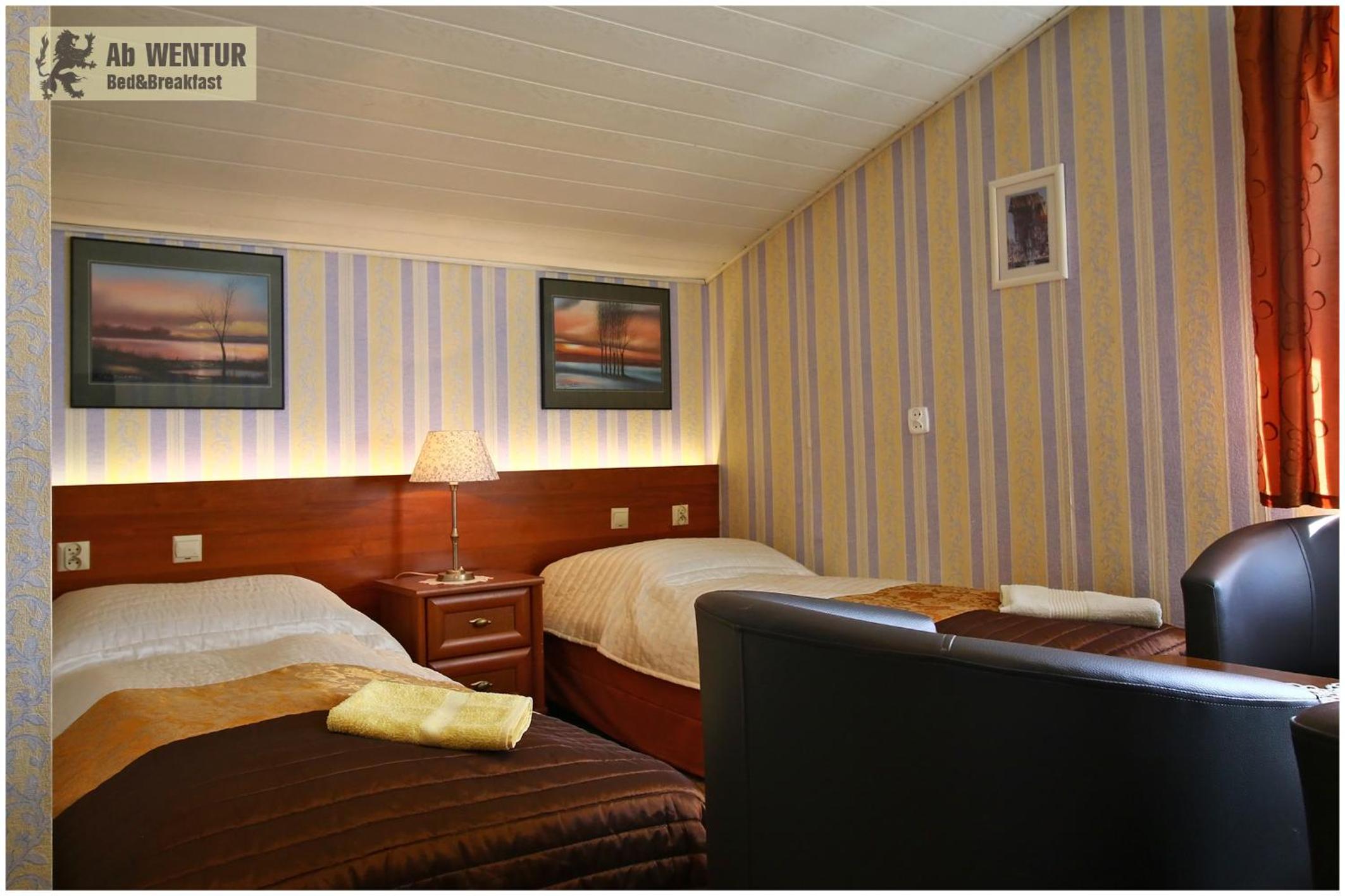 Triple Room with Private Bathroom - Photo 4
