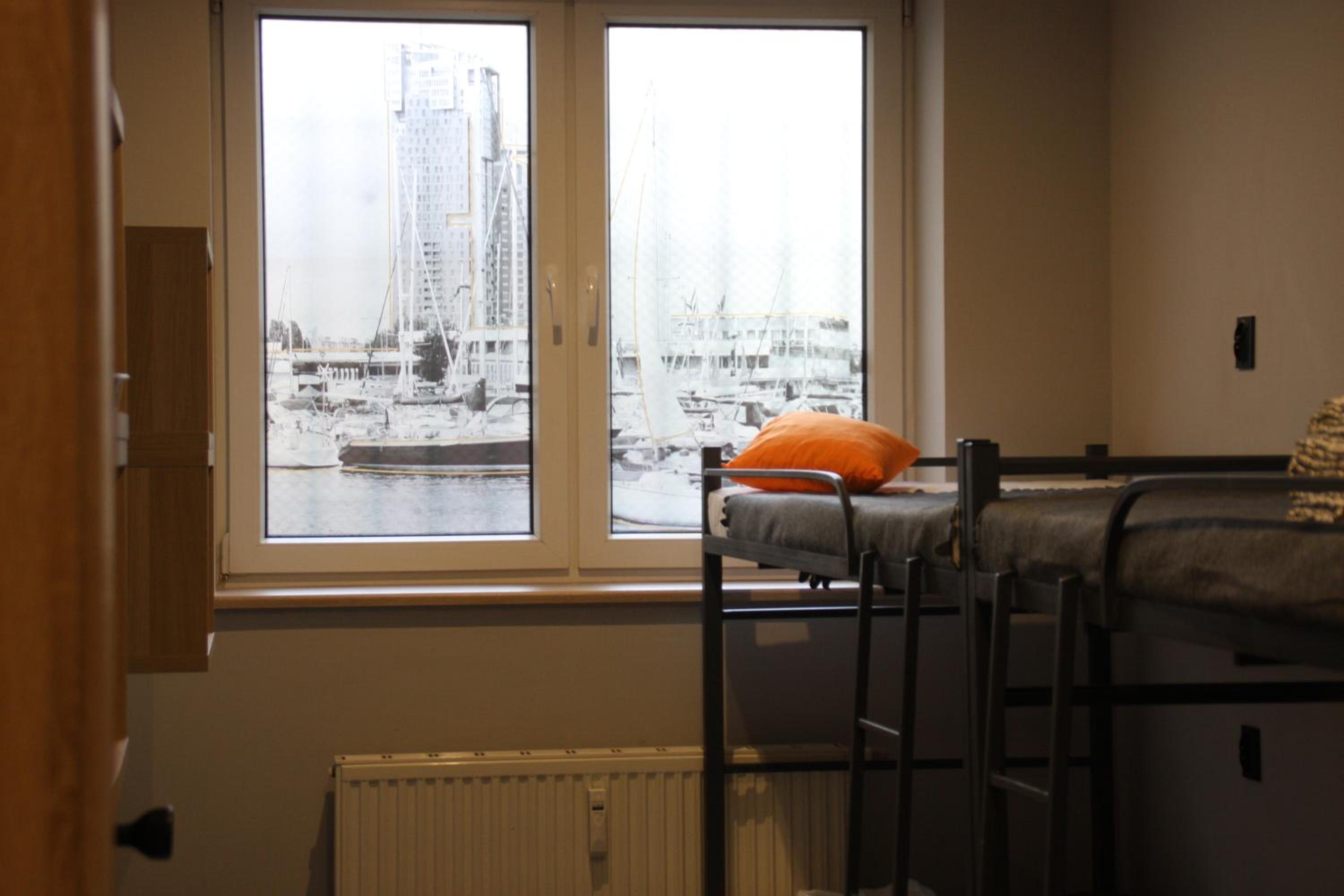 Bed in 4-Bed Dormitory Room photo 3