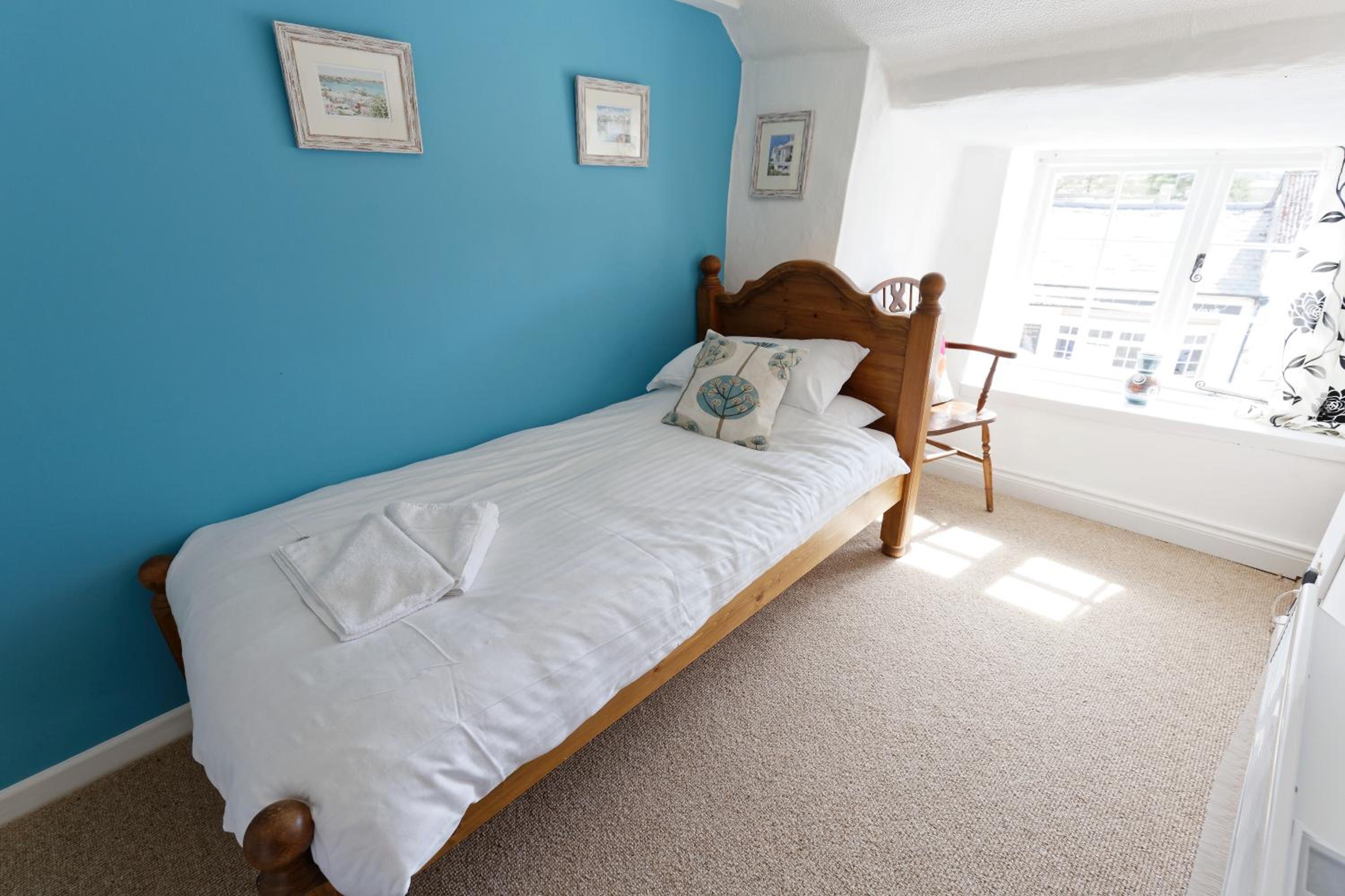 Single Room With Private External Bathroom photo 3