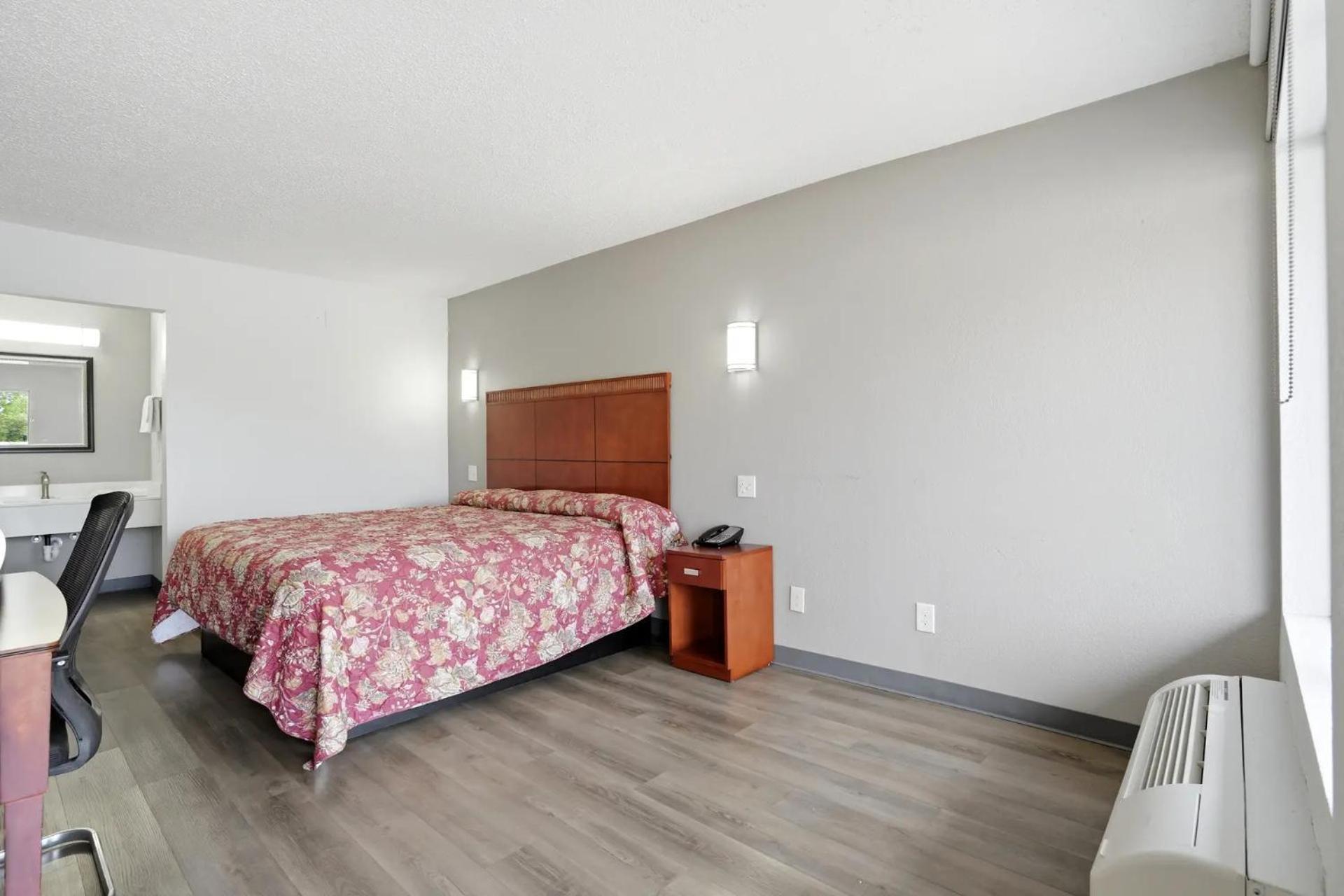 One-Bedroom Suite