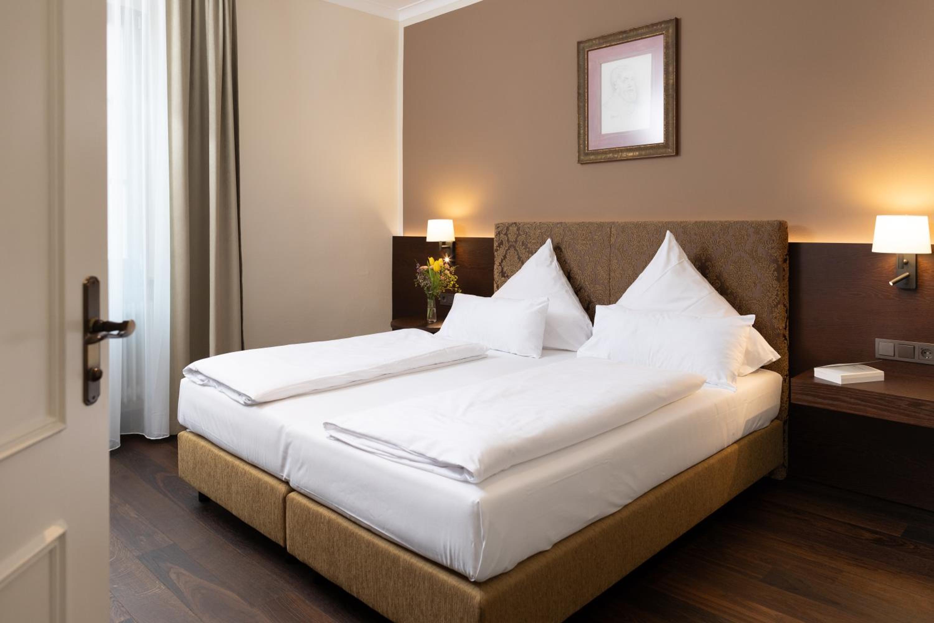 Suite with City View