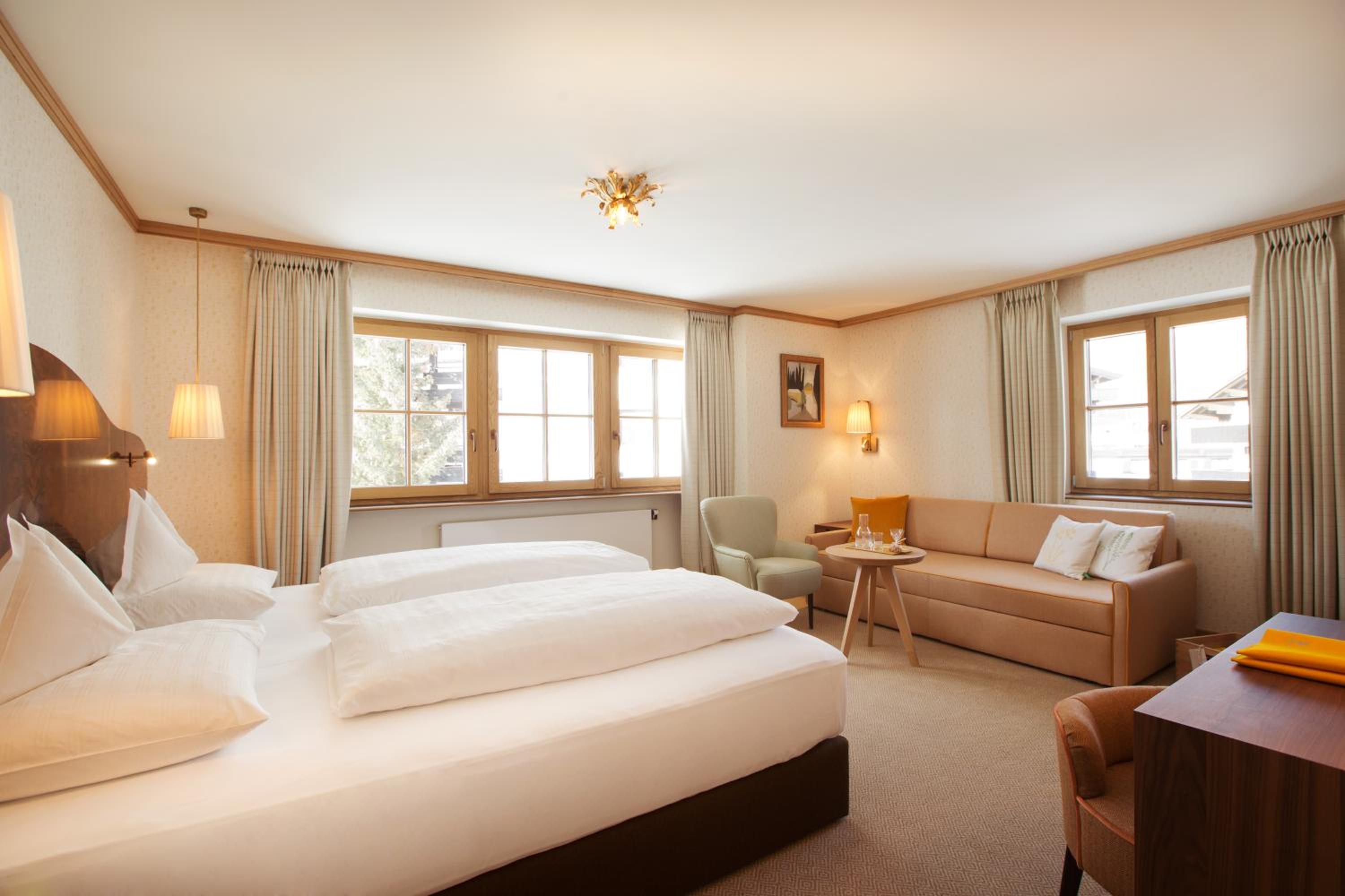 Double Room - Silver