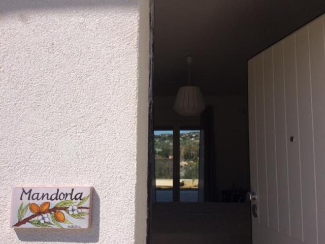 Family Room with Private Bathroom - Photo 11