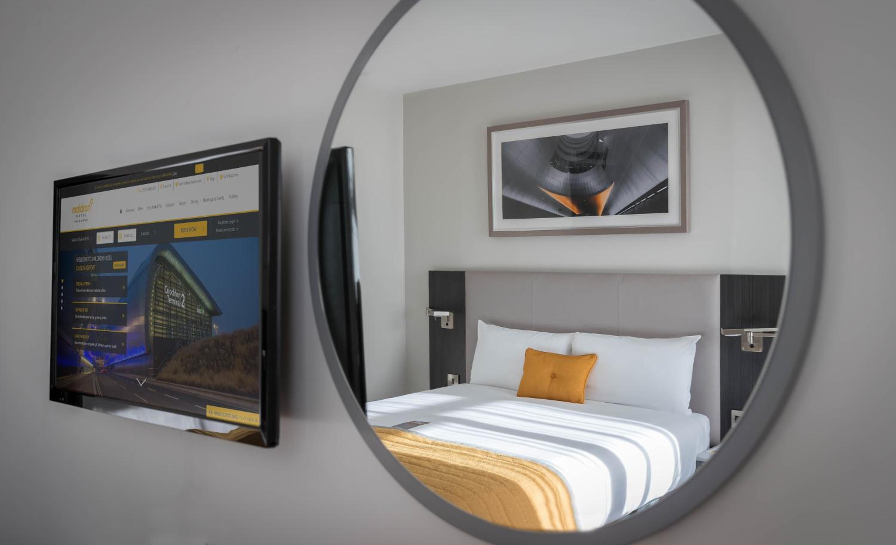 Double Room - Photo 12