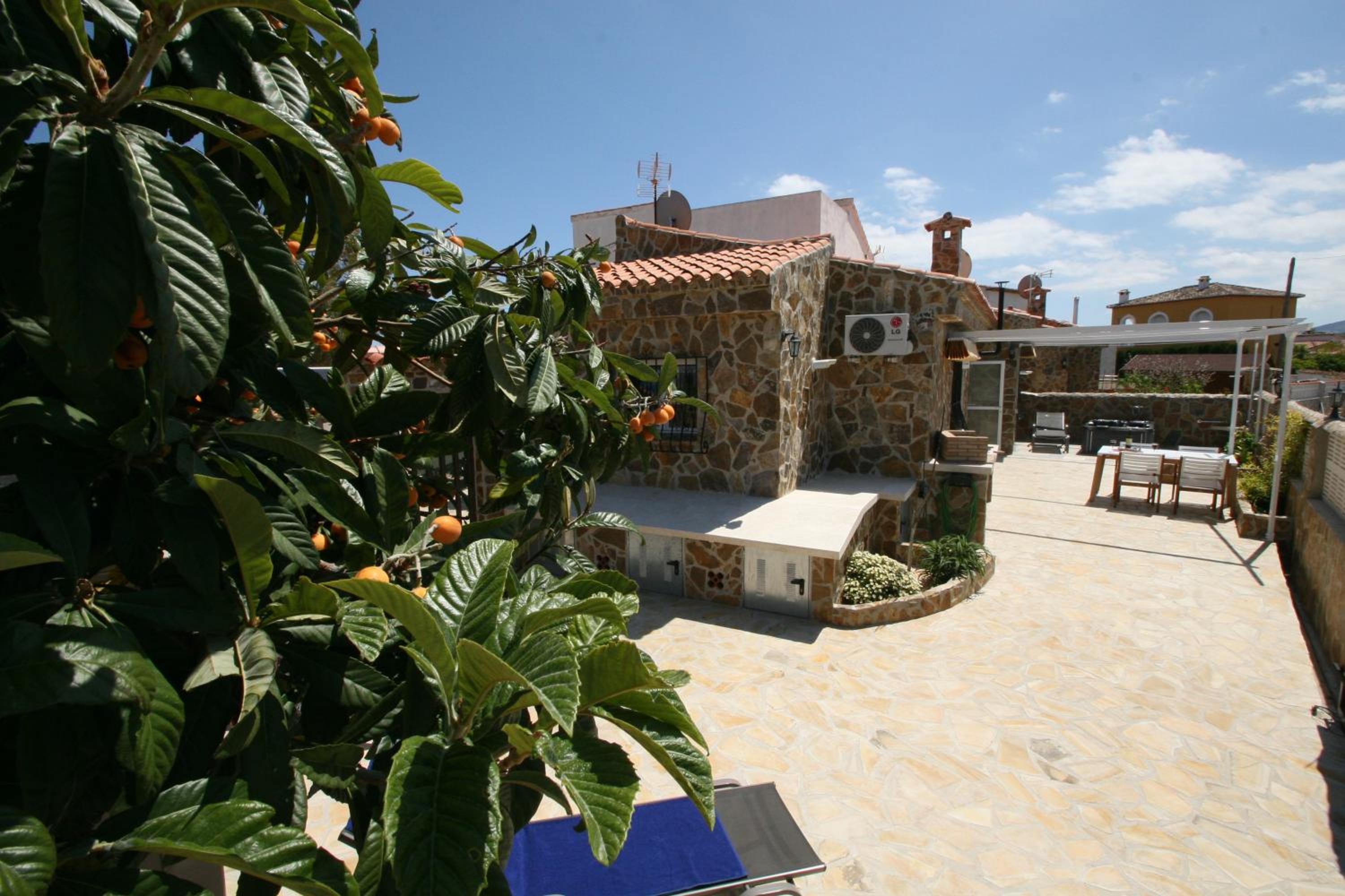 Deluxe Villa photo 2